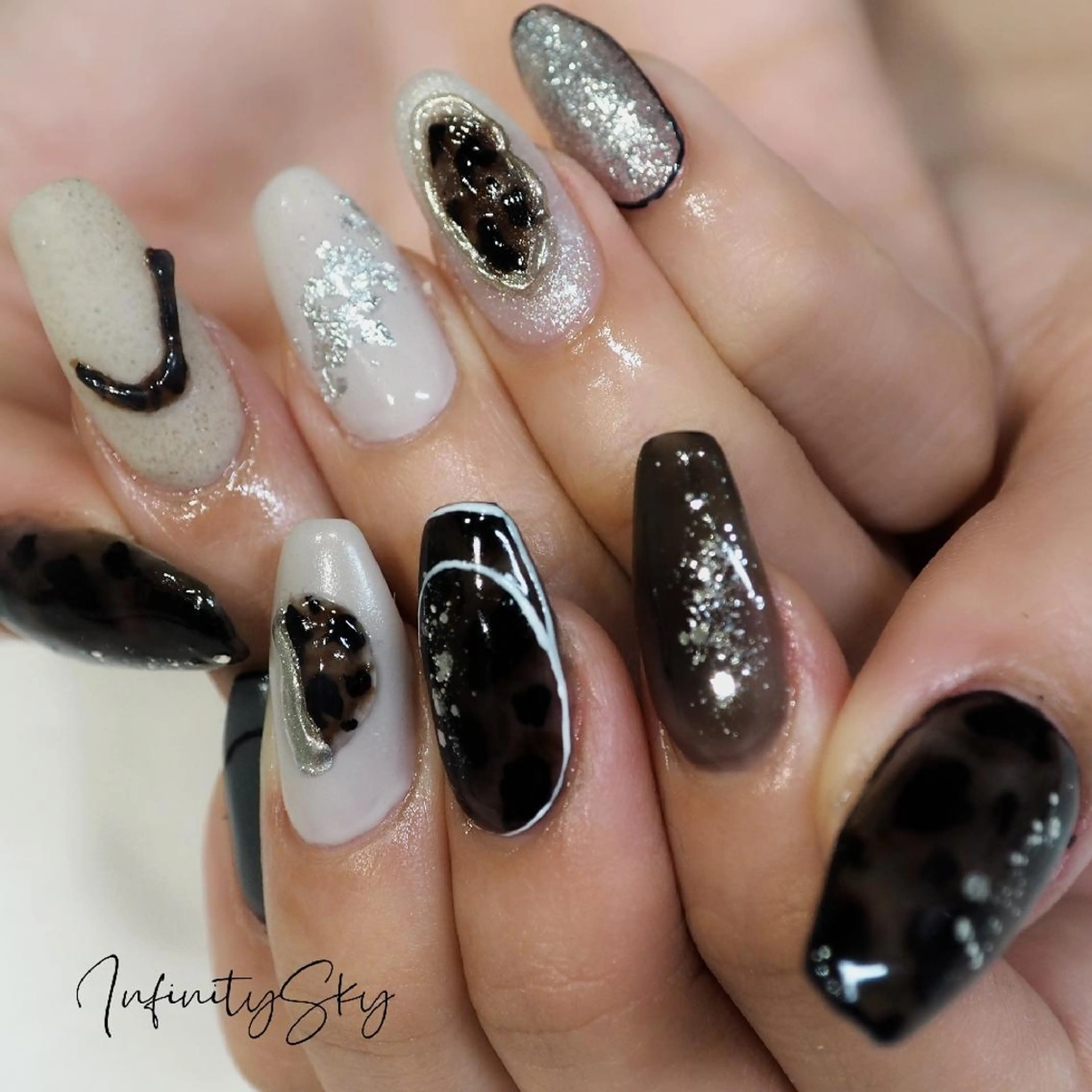 ネイル アートネイル ハンドネイル infinity skyのネイルデザイン