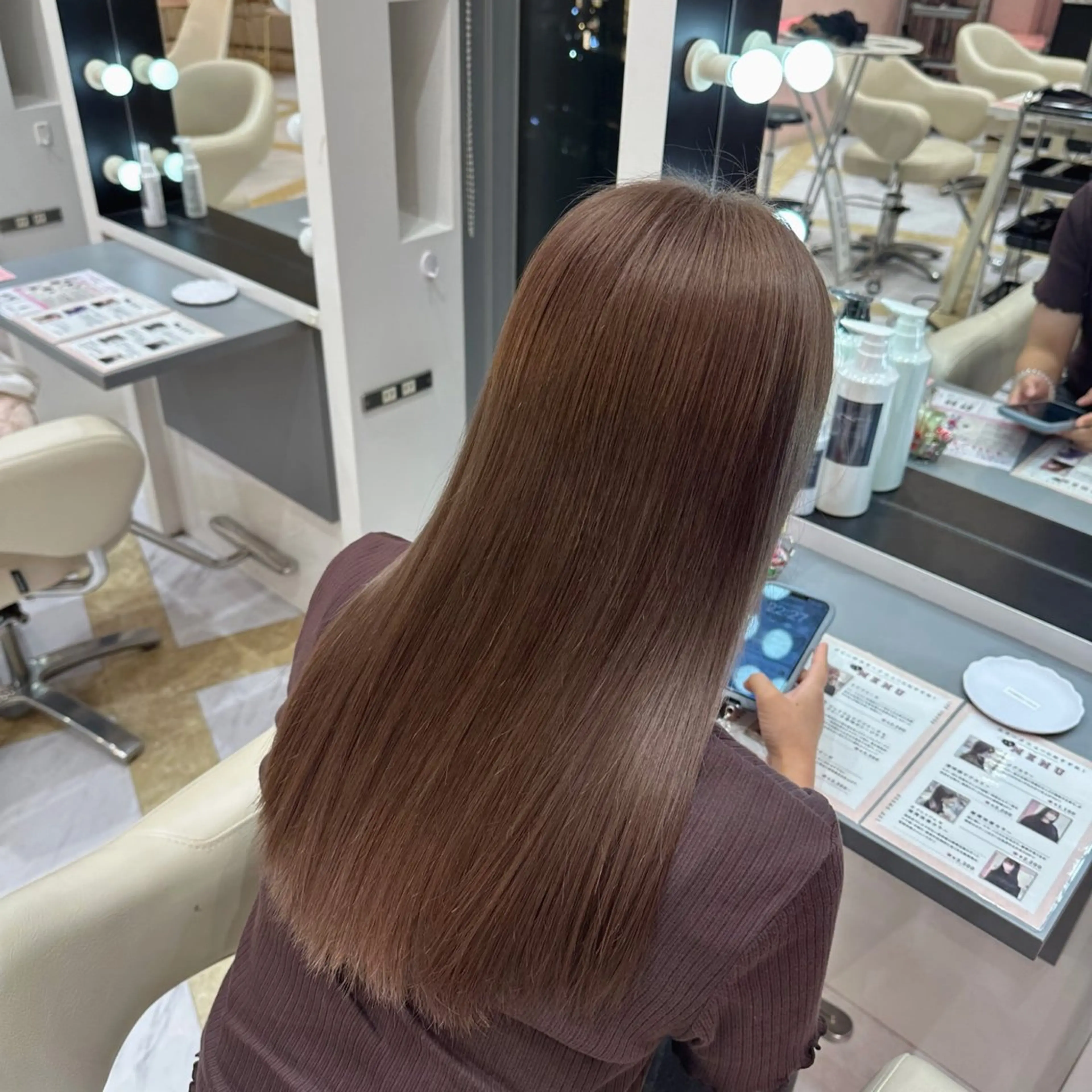 ロング カラー ブラウンカラー ココアブラウン カット ヘアカラー アリサ/ Aura野田阪神のヘアスタイル