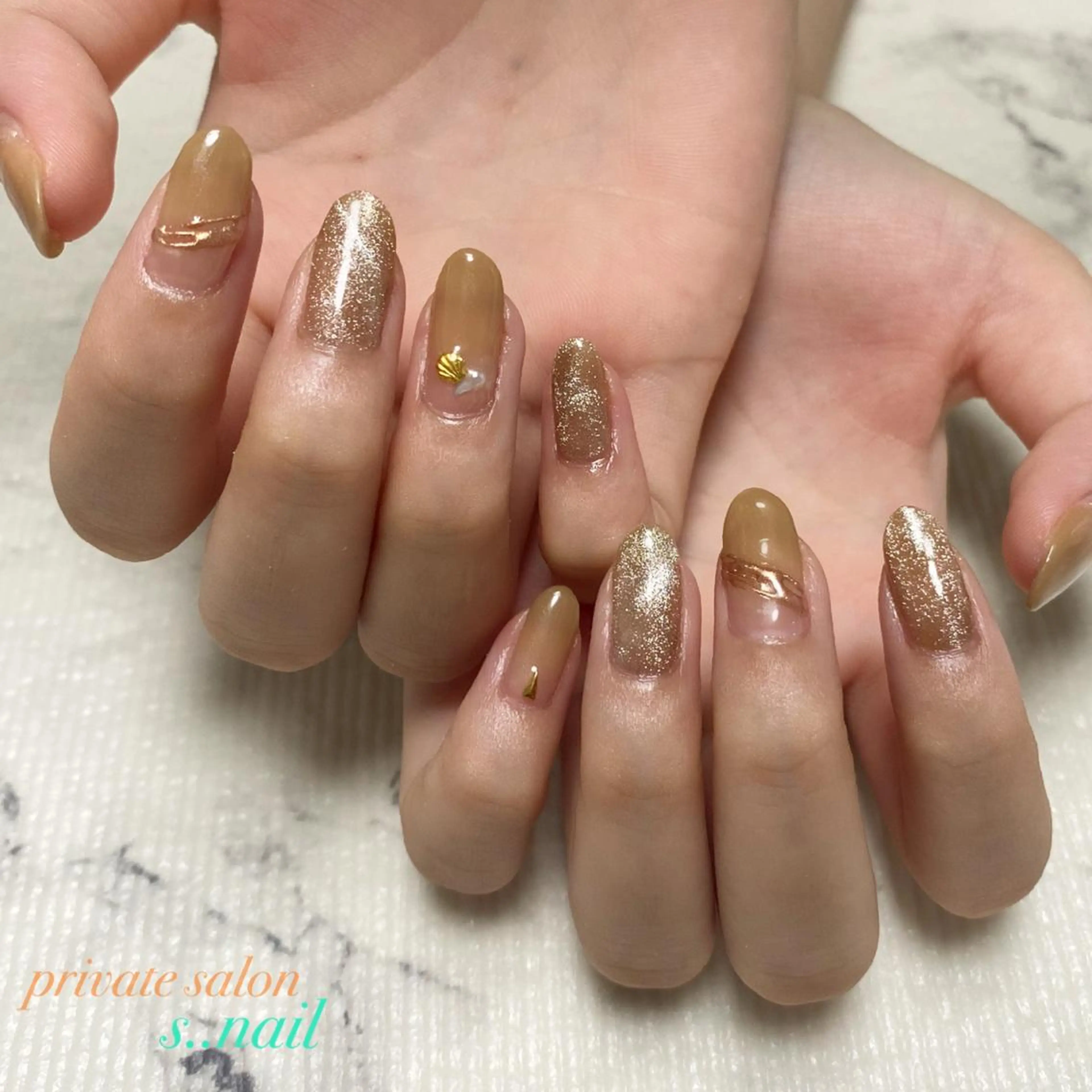 ネイル ブラウン ハンドネイル フットネイル s..nail / MORITAのネイルデザイン