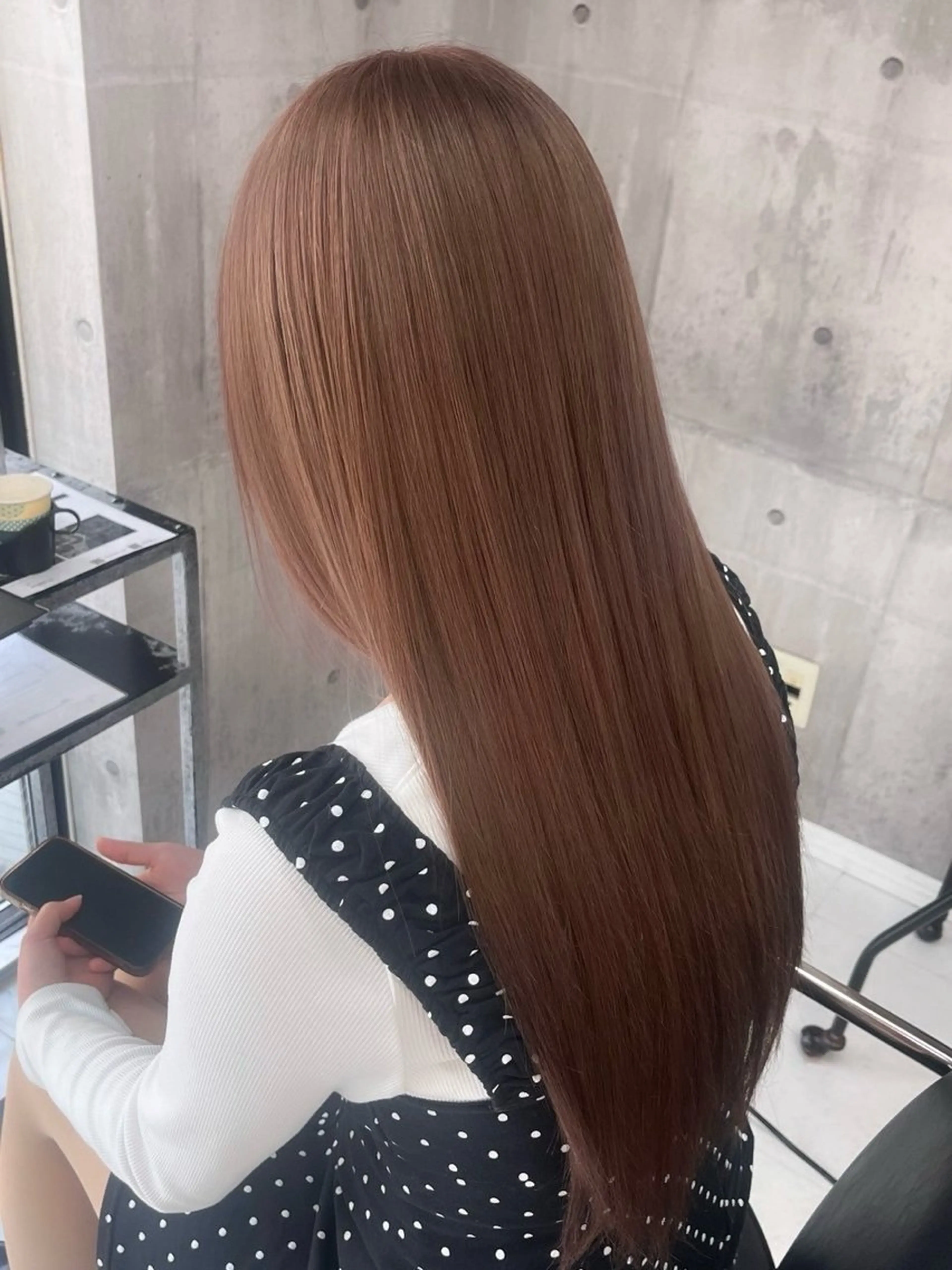 セミロング カラー パーマ ヘアアレンジ メンズ キッズ カット ヘアカラー トリートメント レイヤー×ハイトーン / mihana🪐のヘアスタイル