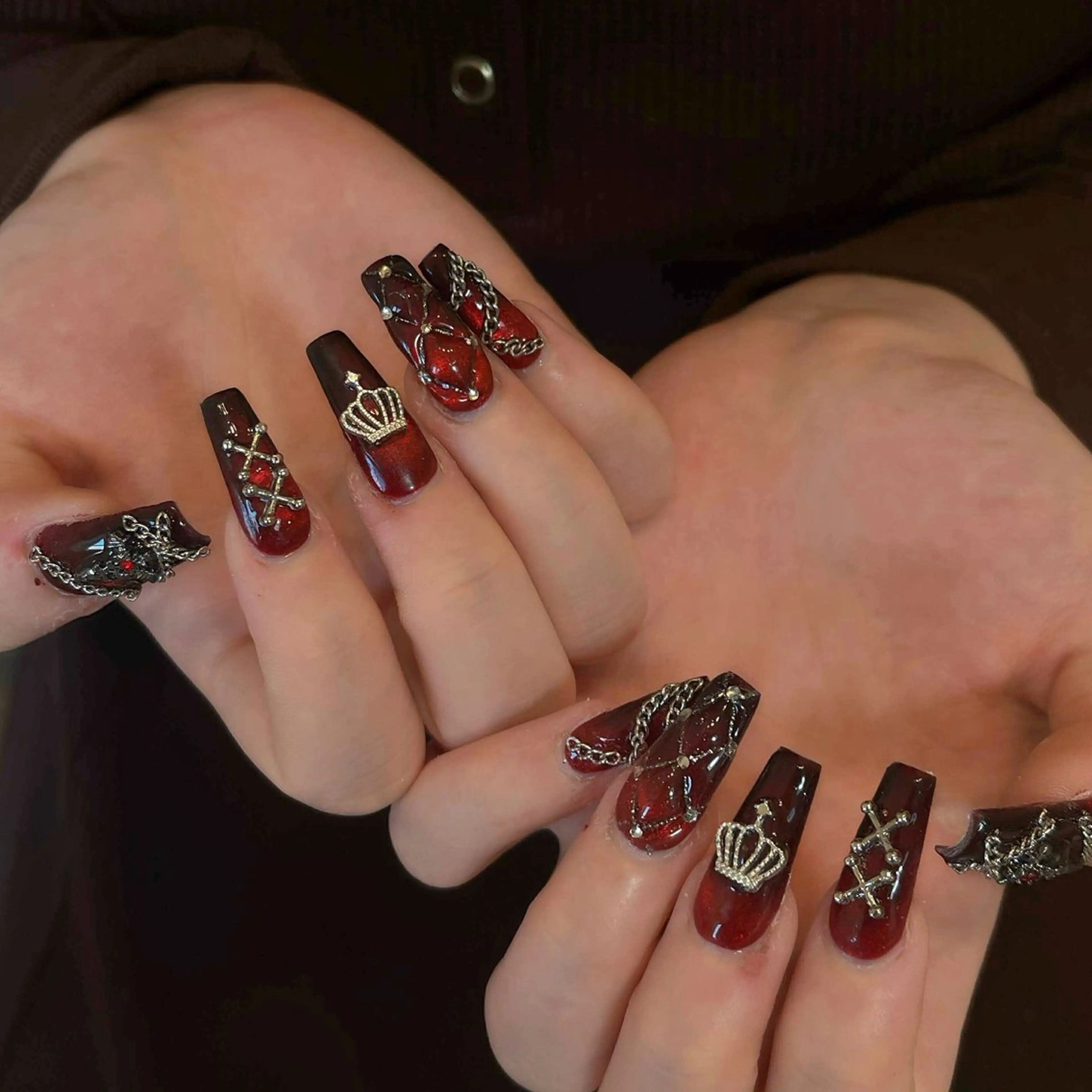 ネイル オーロラネイル クリアネイル 成人式 フラッシュネイル ジェルネイル ハンドネイル Amee Nail Salonのネイルデザイン