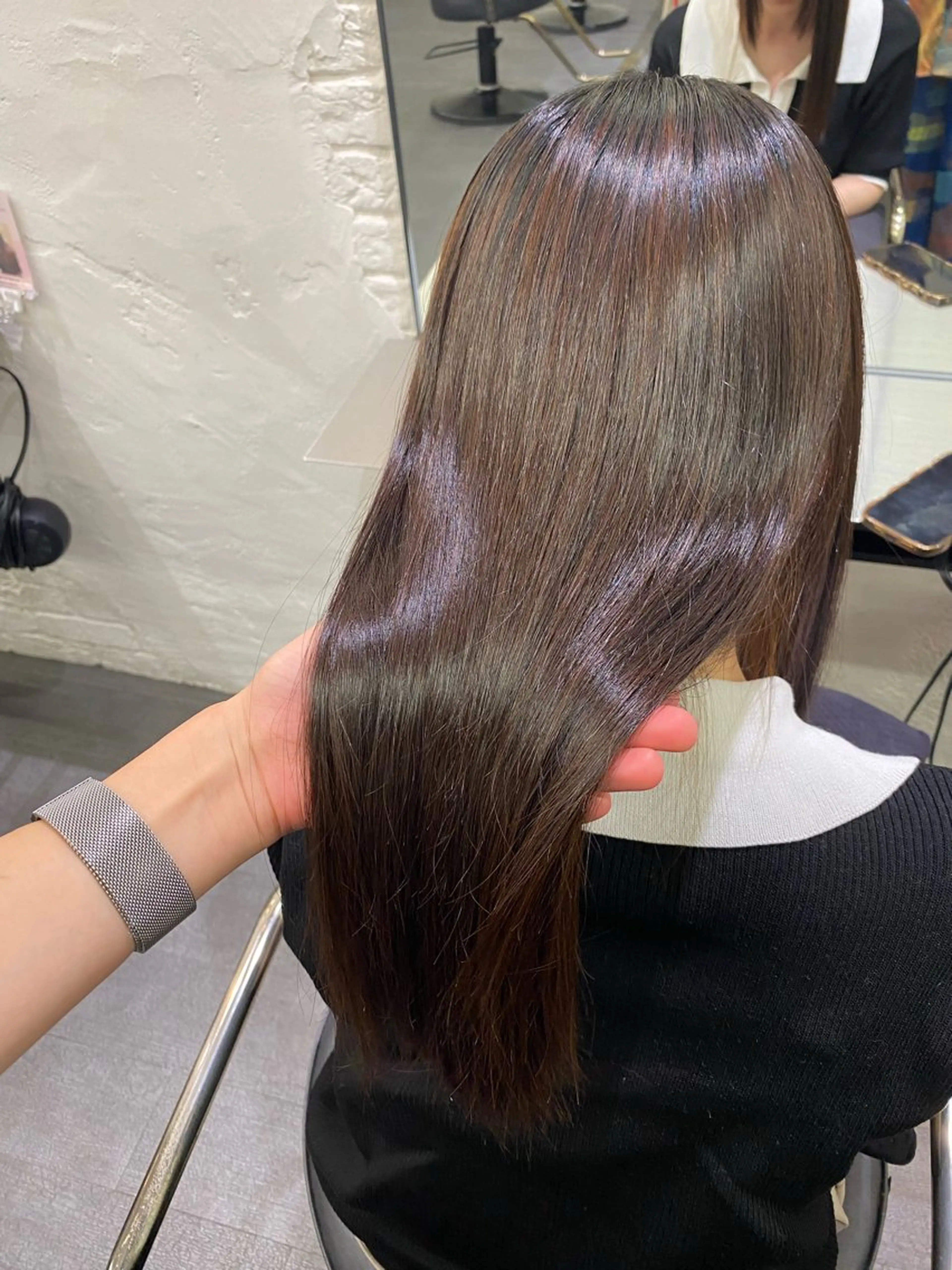 セミロング 遥菜 .のヘアスタイル