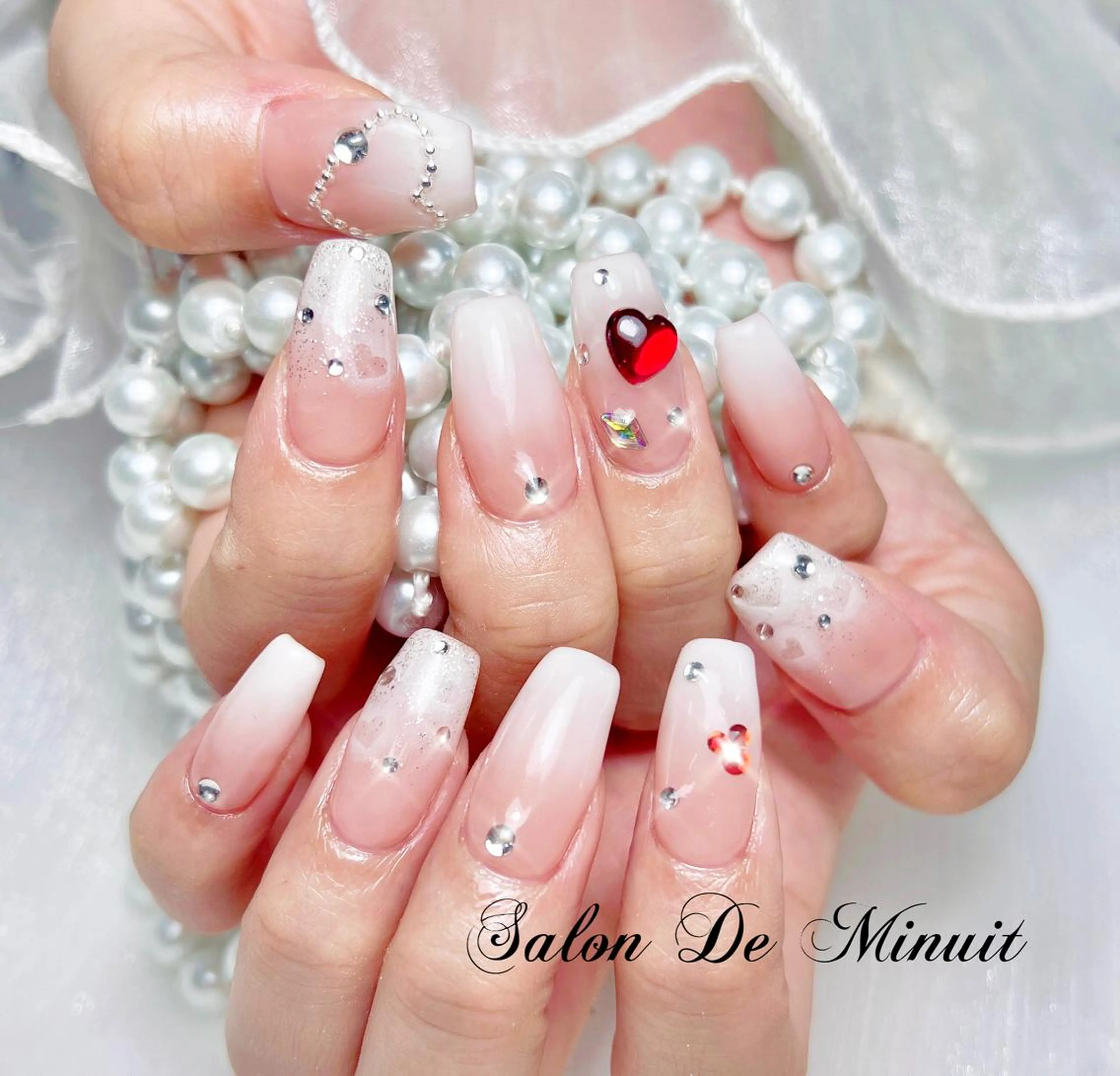 ネイル ハンドネイル ハンドケア Momo 🤍のネイルデザイン