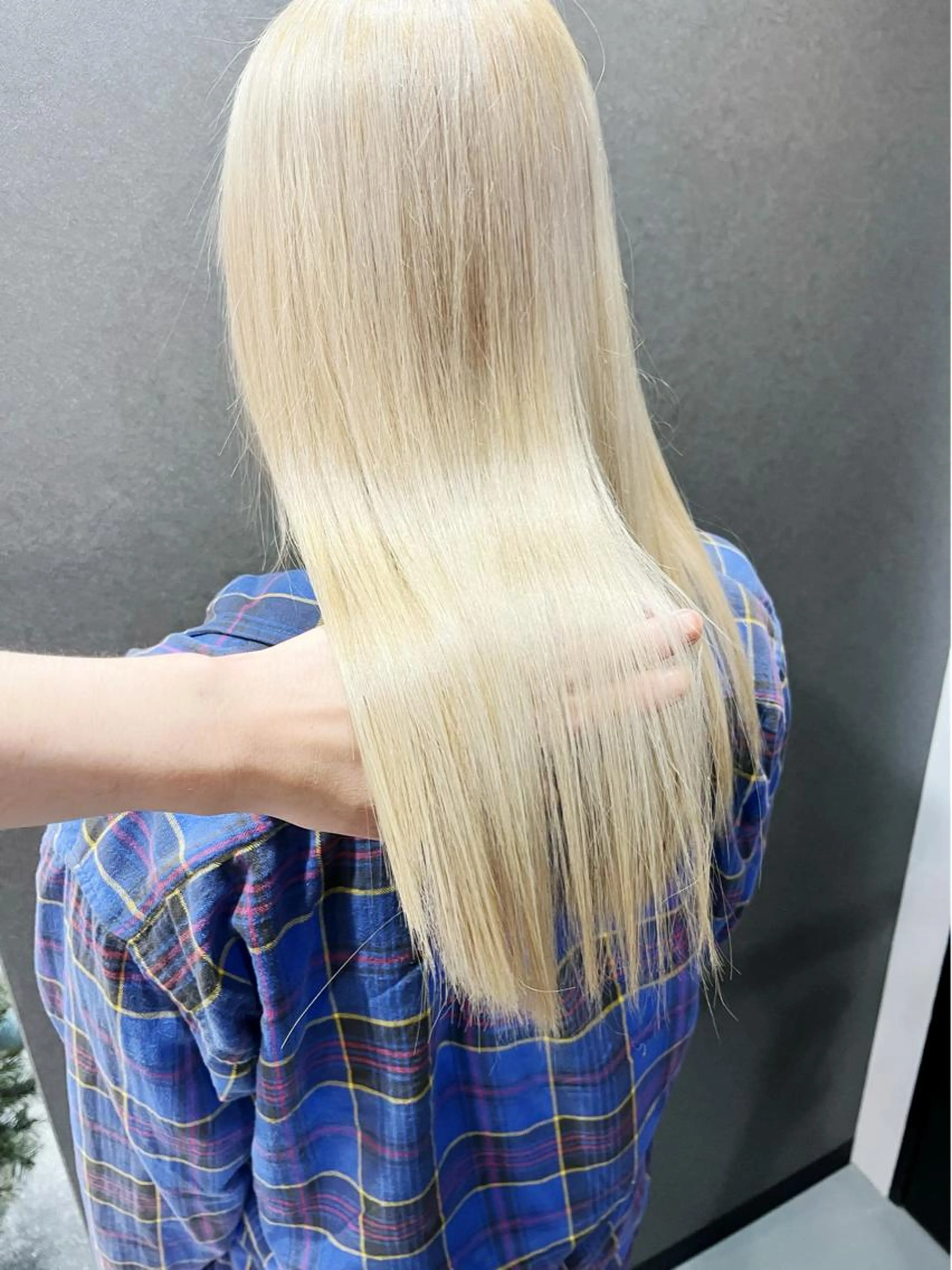 ❣️ダメージ9割カット😌❣️ケアブリーチ＋うる艶カラー🌟＋トリートメント🥰の写真