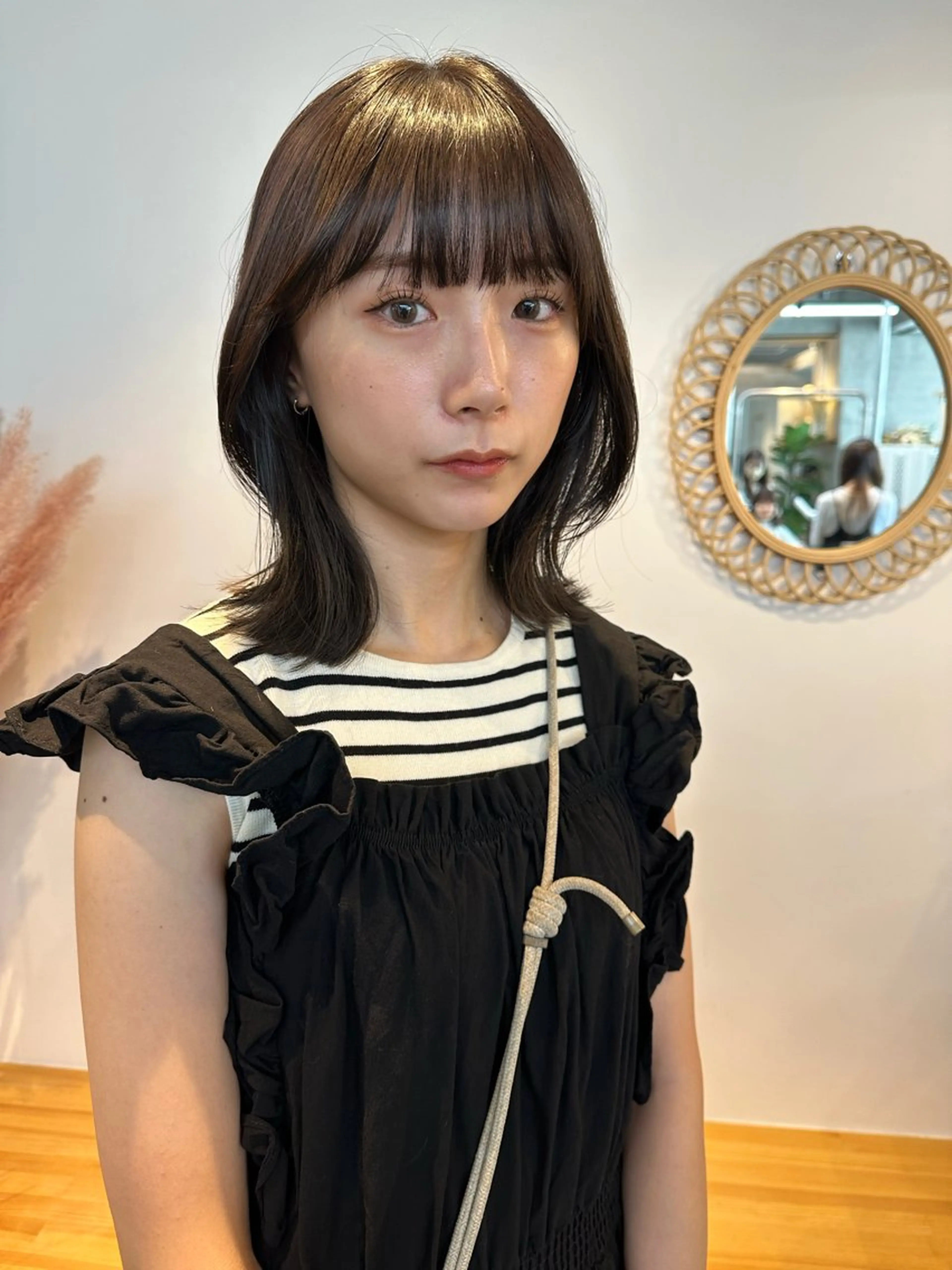 ミディアム カラー yuika .のヘアスタイル