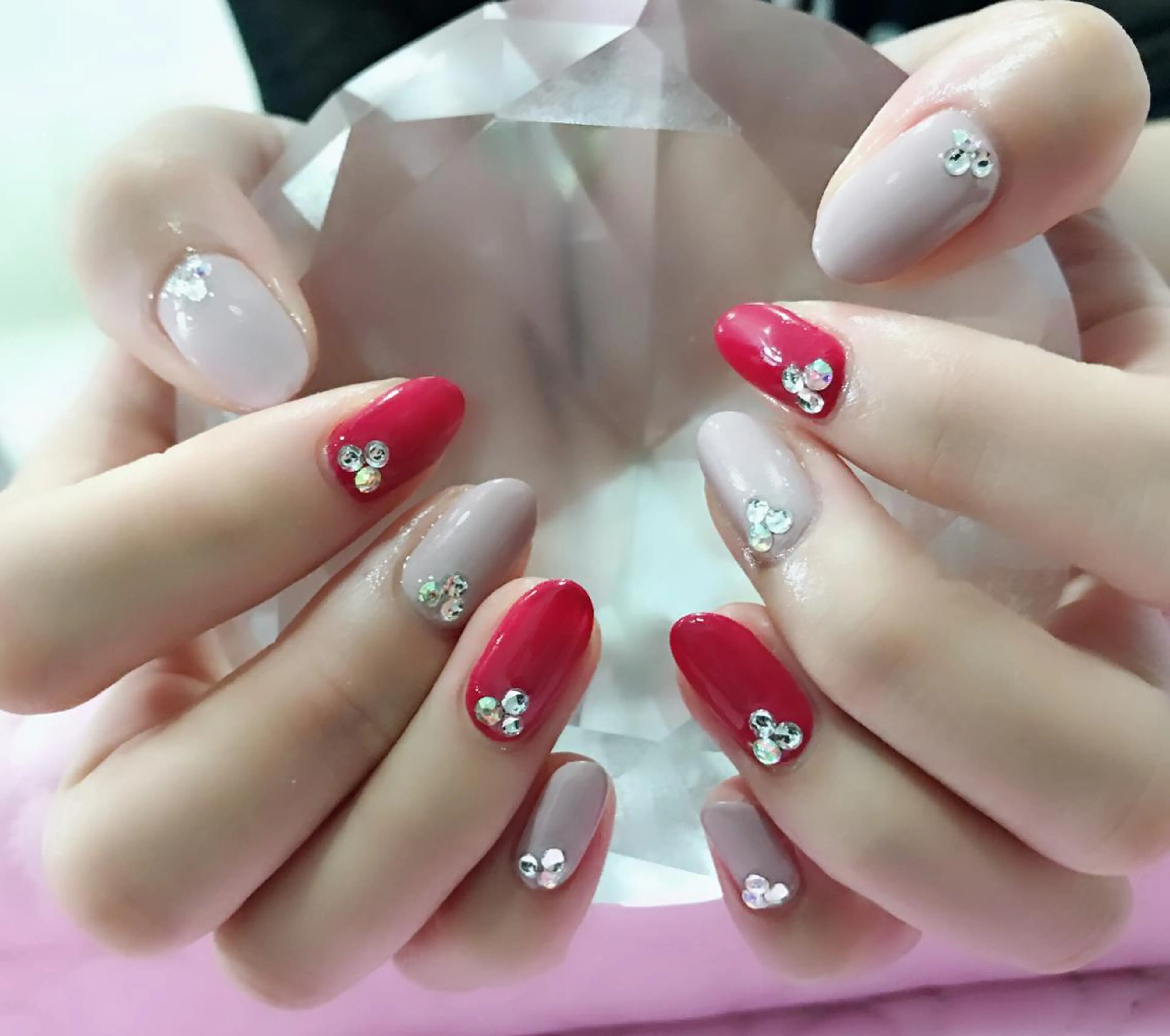 ネイル マツエク・マツパ AB マツエクネイルサロンのネイルデザイン