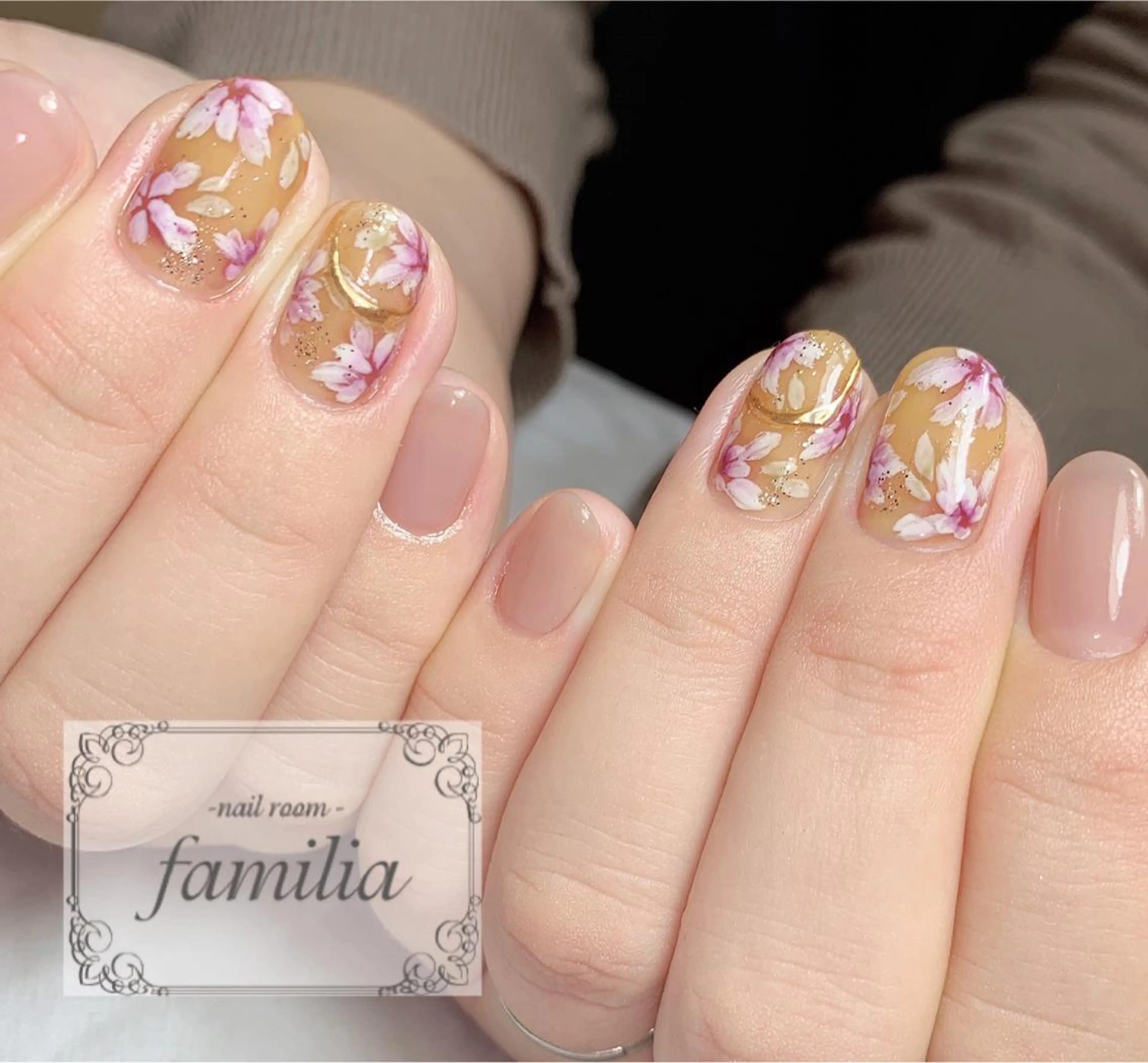 ネイル -nailroom- familiaのネイルデザイン