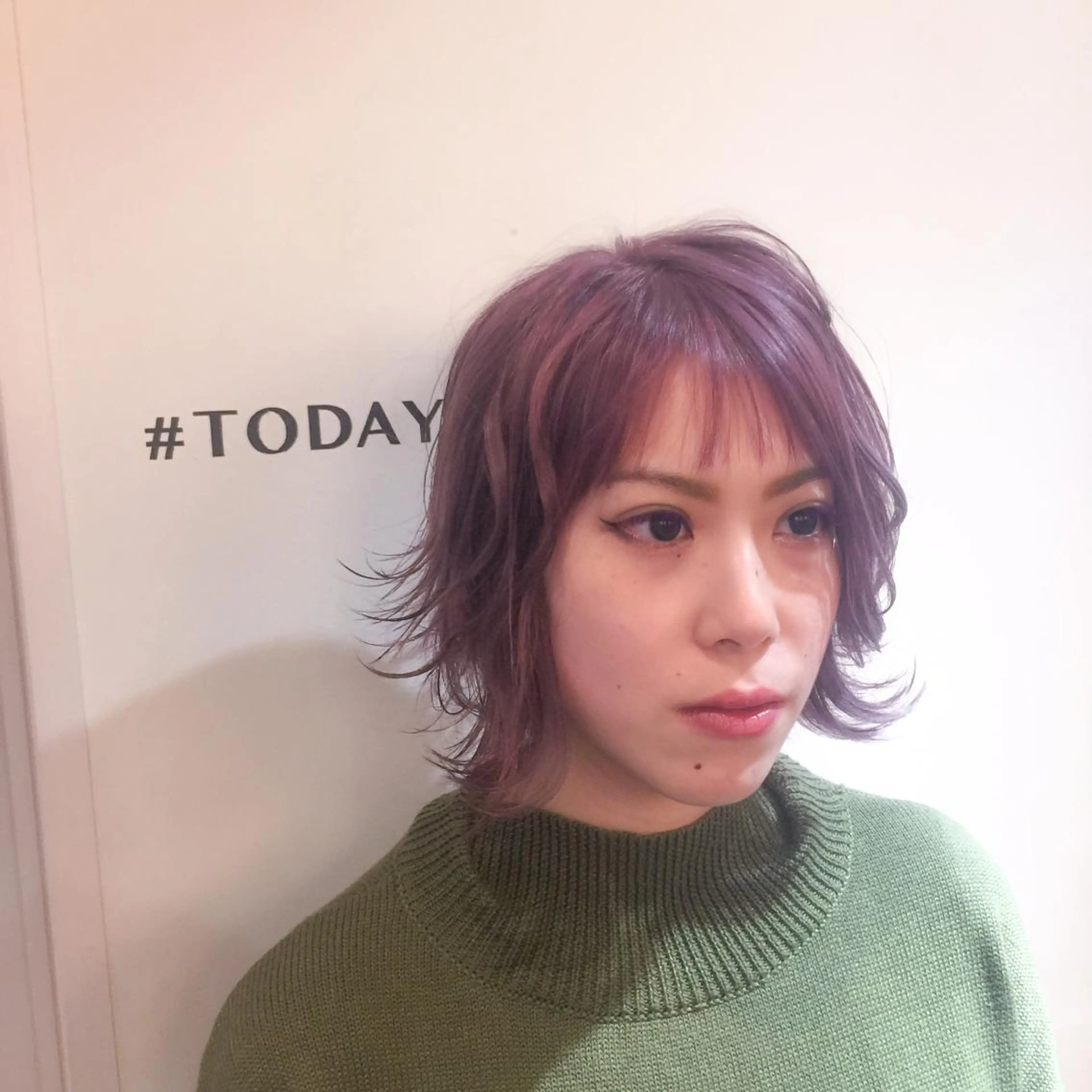 ミディアム ホワイト&レイヤーカ ットエクステ長畠俊輔のヘアスタイル