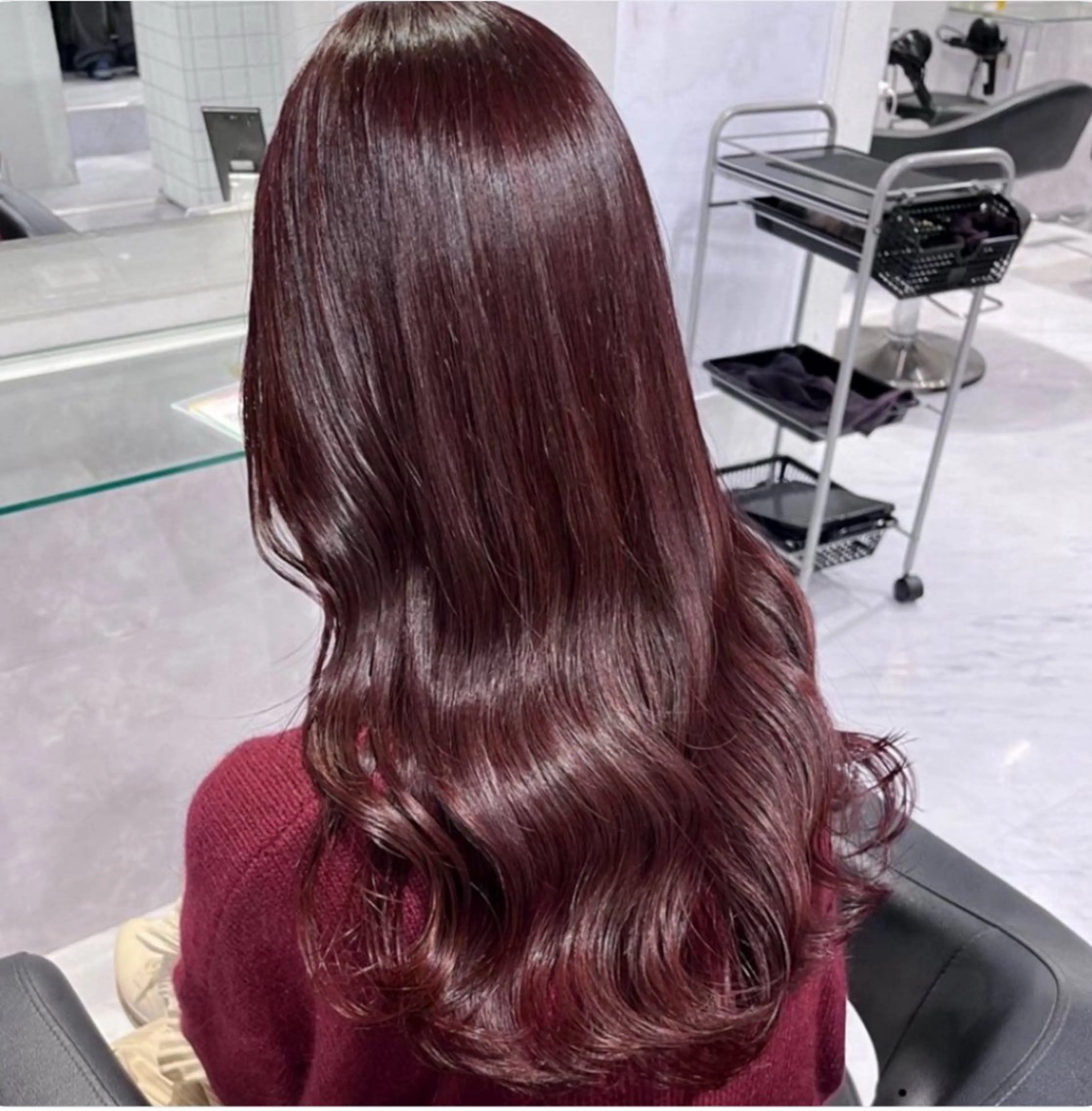 ロング カラー 🫧うる艶トレンド 🫧透明感カラーのヘアスタイル