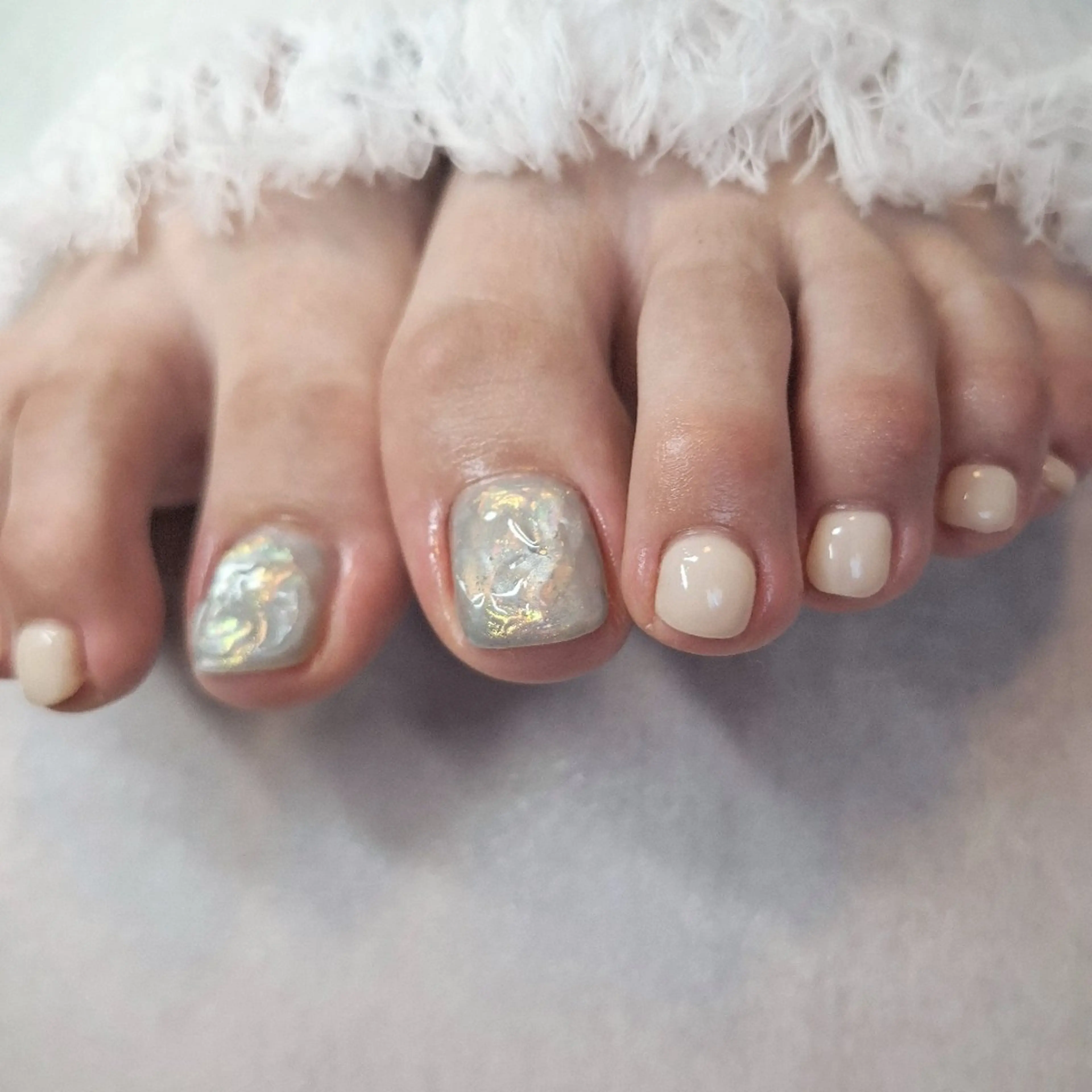 フットジェルネイル　Simple(お好きなアート2本付き)(オフケア無料)の写真