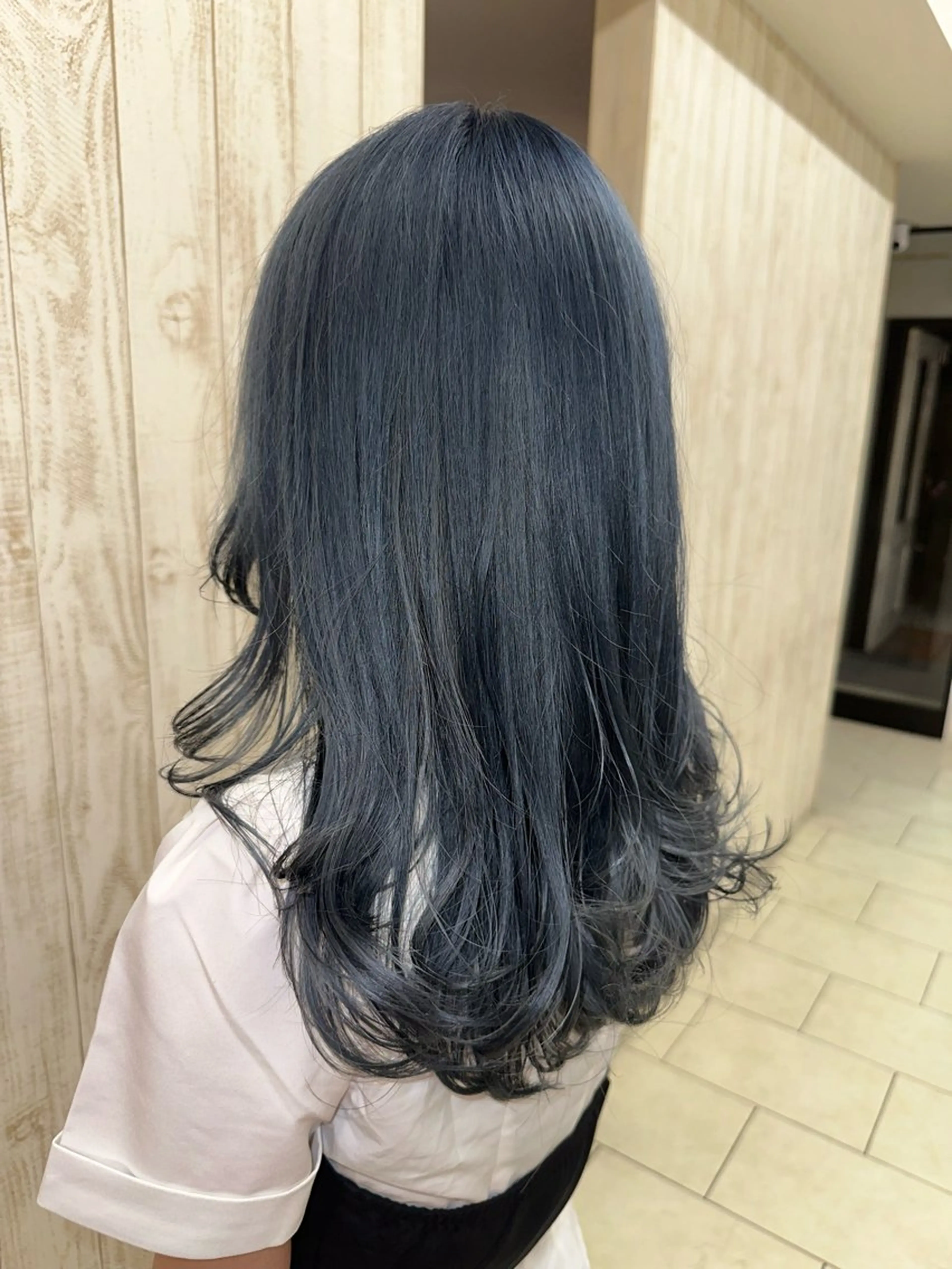 ロング ヘアカラー 中島 大聖のヘアスタイル