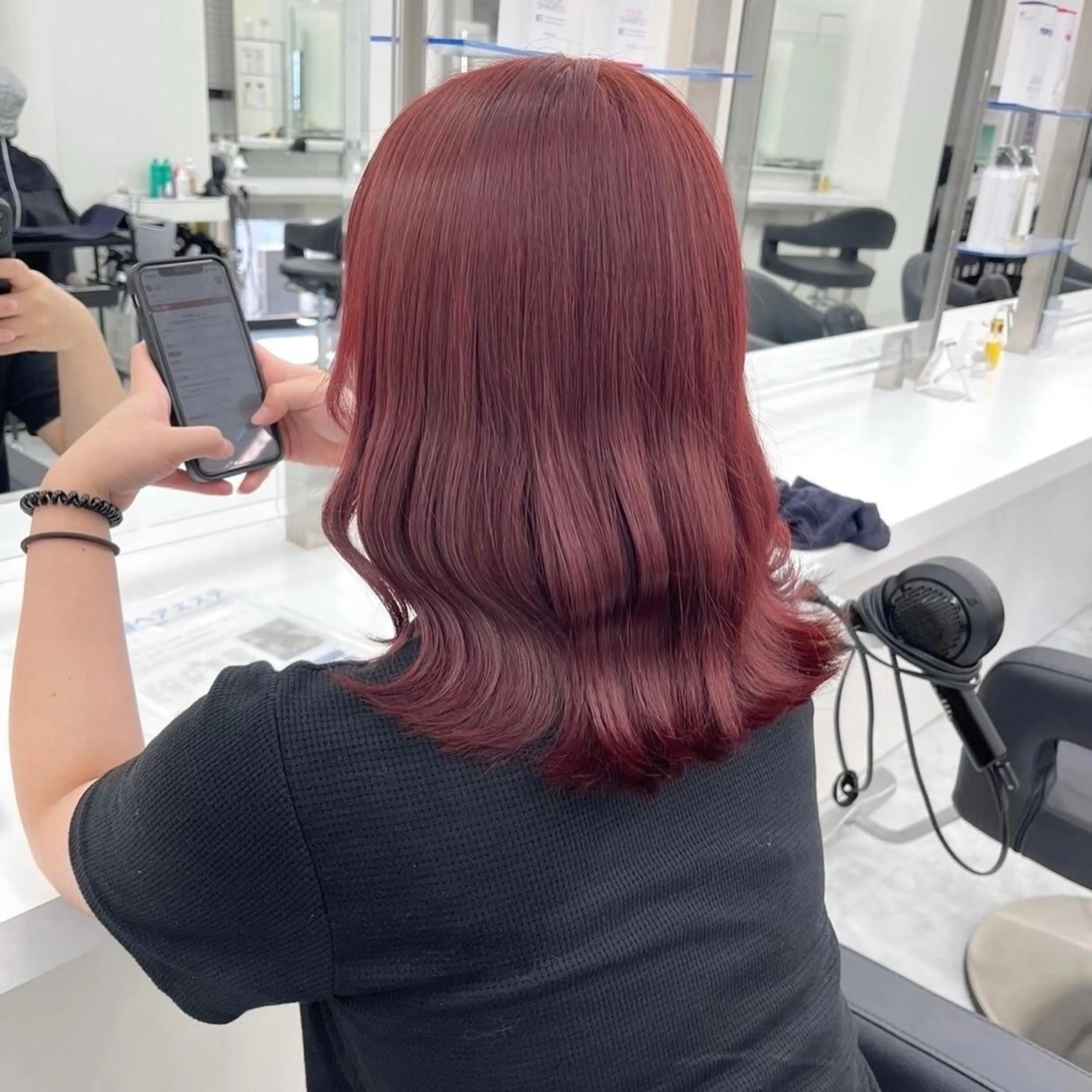 ミディアム カラー みう/仙台/暖色/ 艶髪/顔周りカット/のヘアスタイル