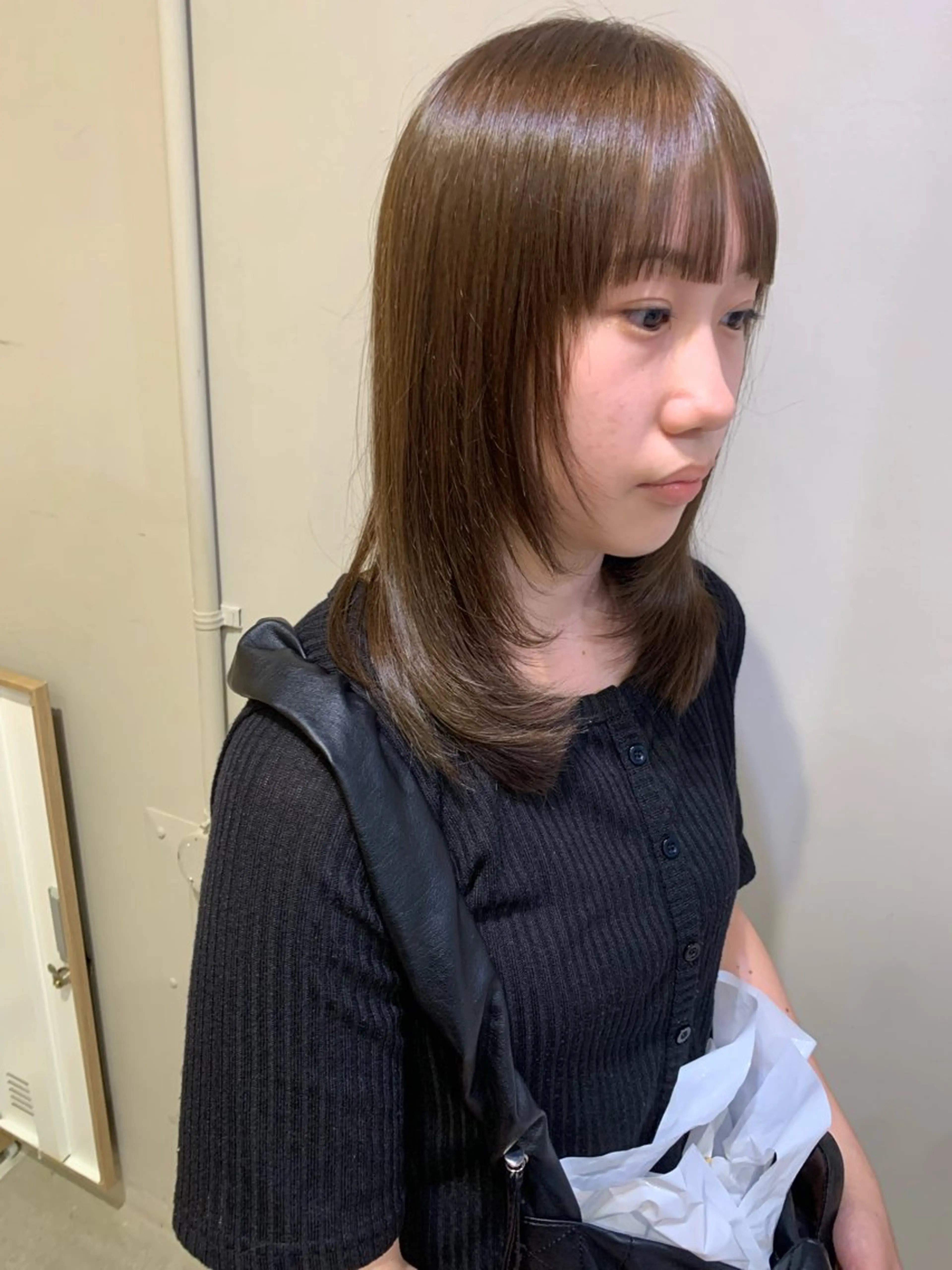 セミロング LOREN＋透明感 オリーブhirokoのヘアスタイル