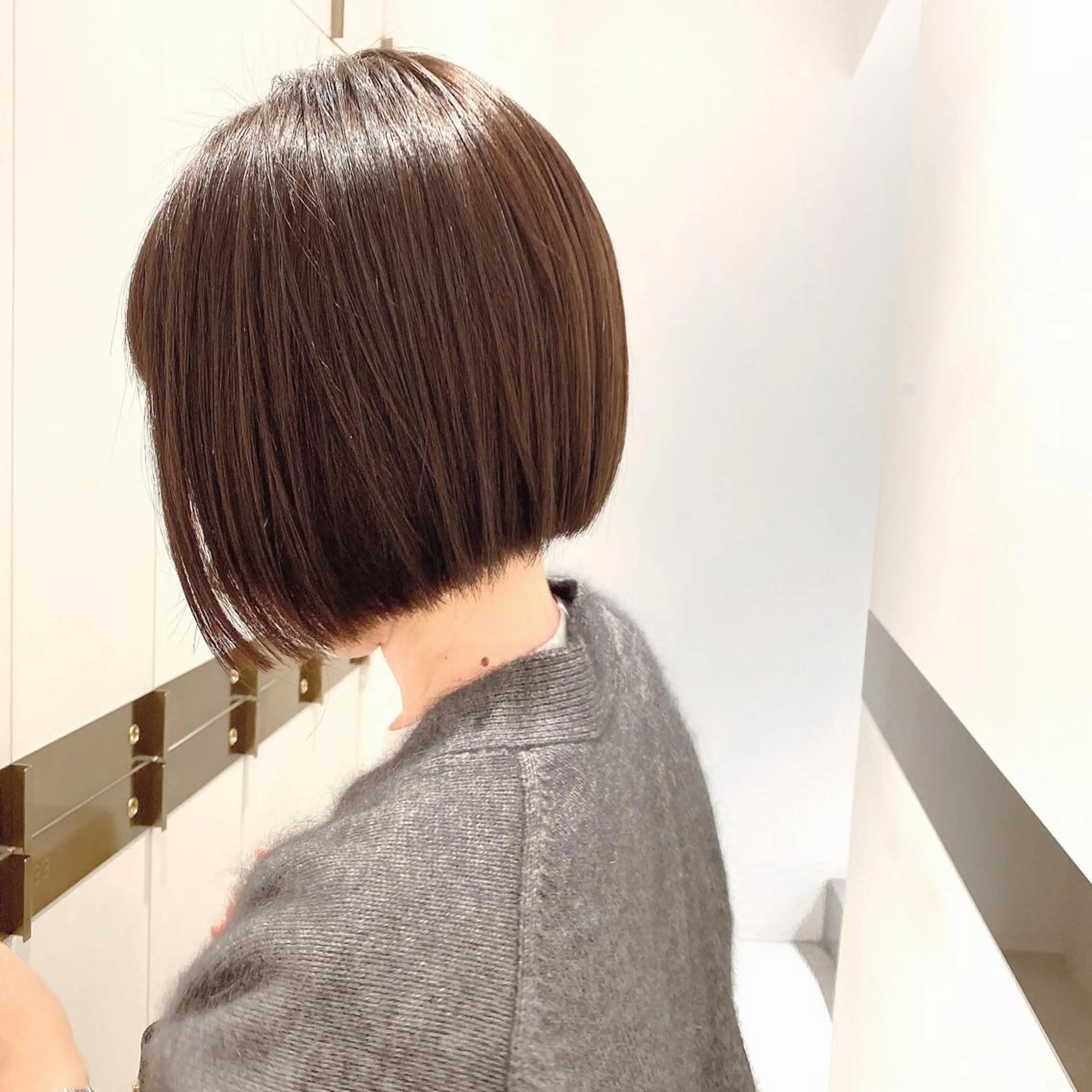 ミディアム 韓国くびれレイヤー 🇰🇷はづきのヘアスタイル