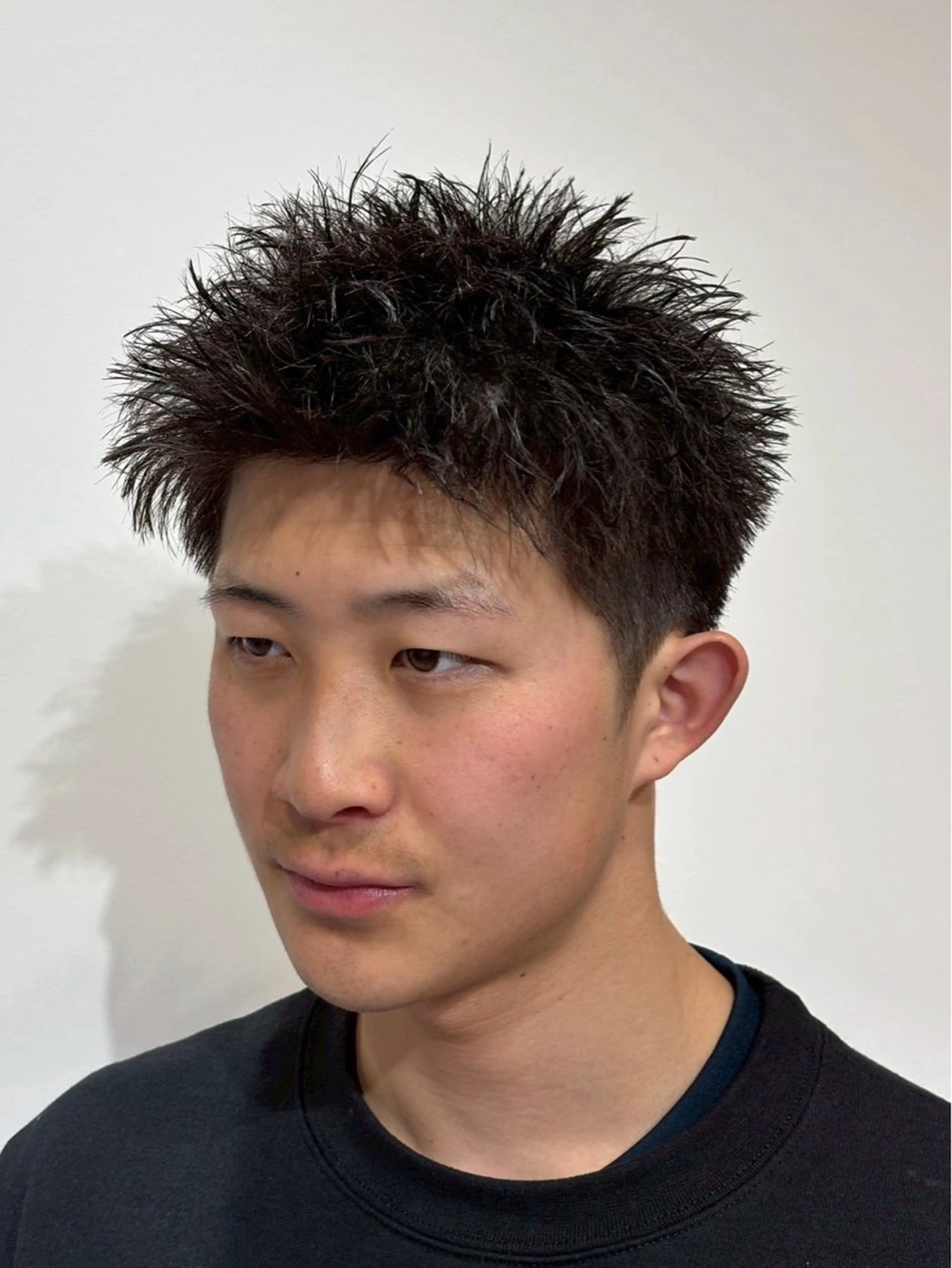 ショート ショートヘア 青木 真裟斗のヘアスタイル