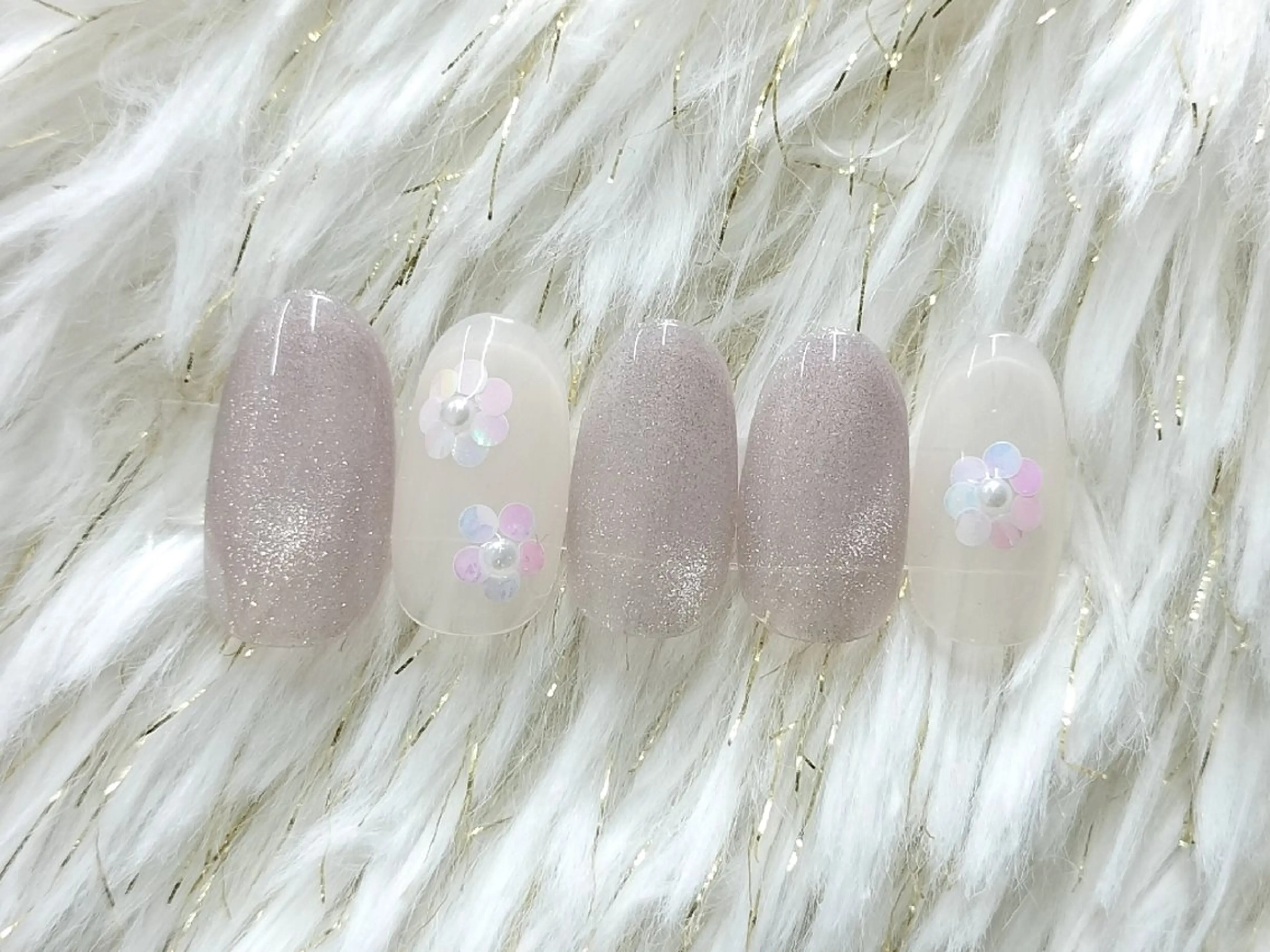 ネイル フラワーネイル ハンドネイル She by M【シーバイエム】パラジェル/ニュアンスネイル所属・She by M. Ryoukaのネイルデザイン