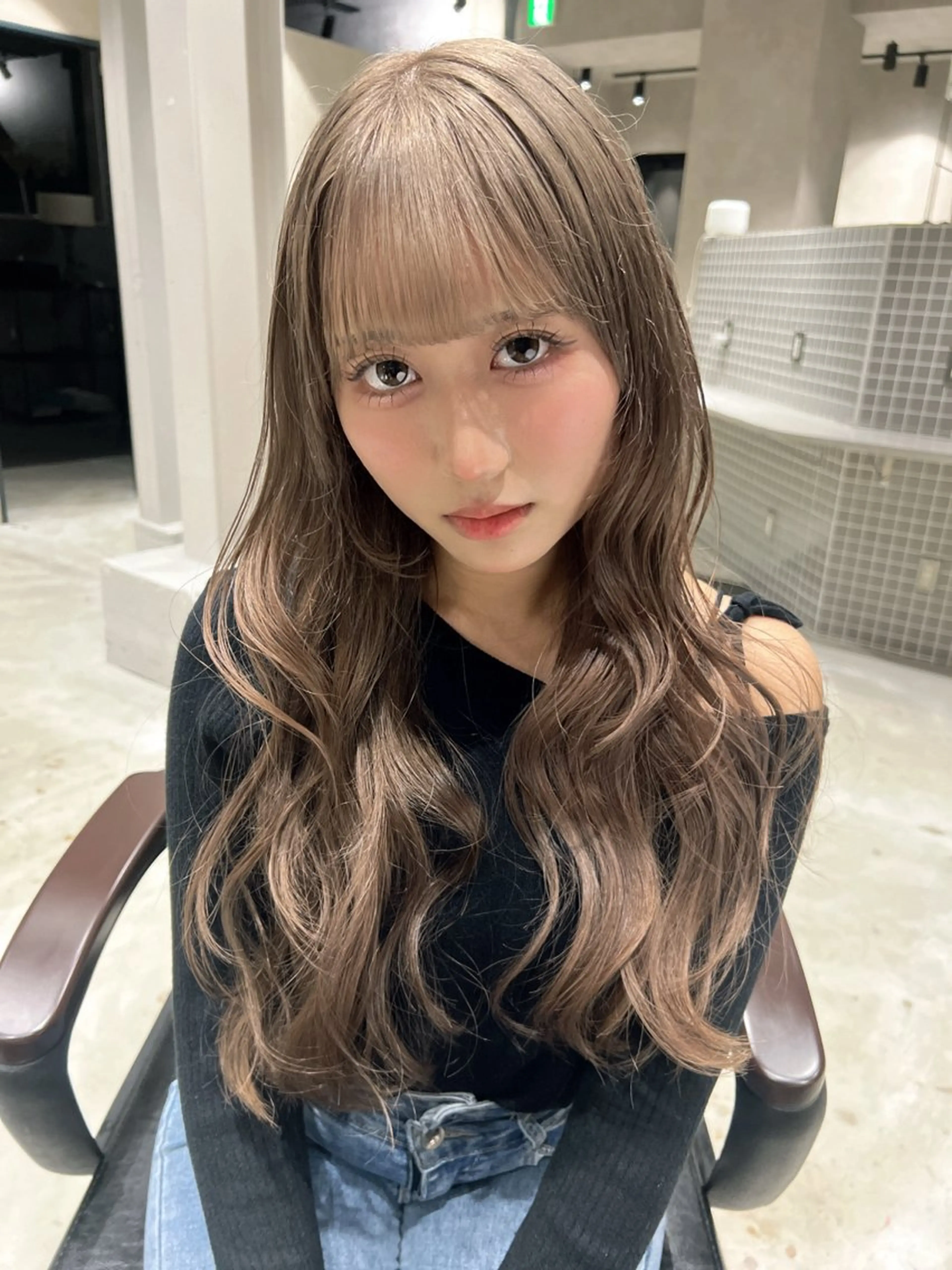 カラー nehus nagaoka所属・🖤複雑履歴ブリーチ Mizuki 🖤のヘアスタイル