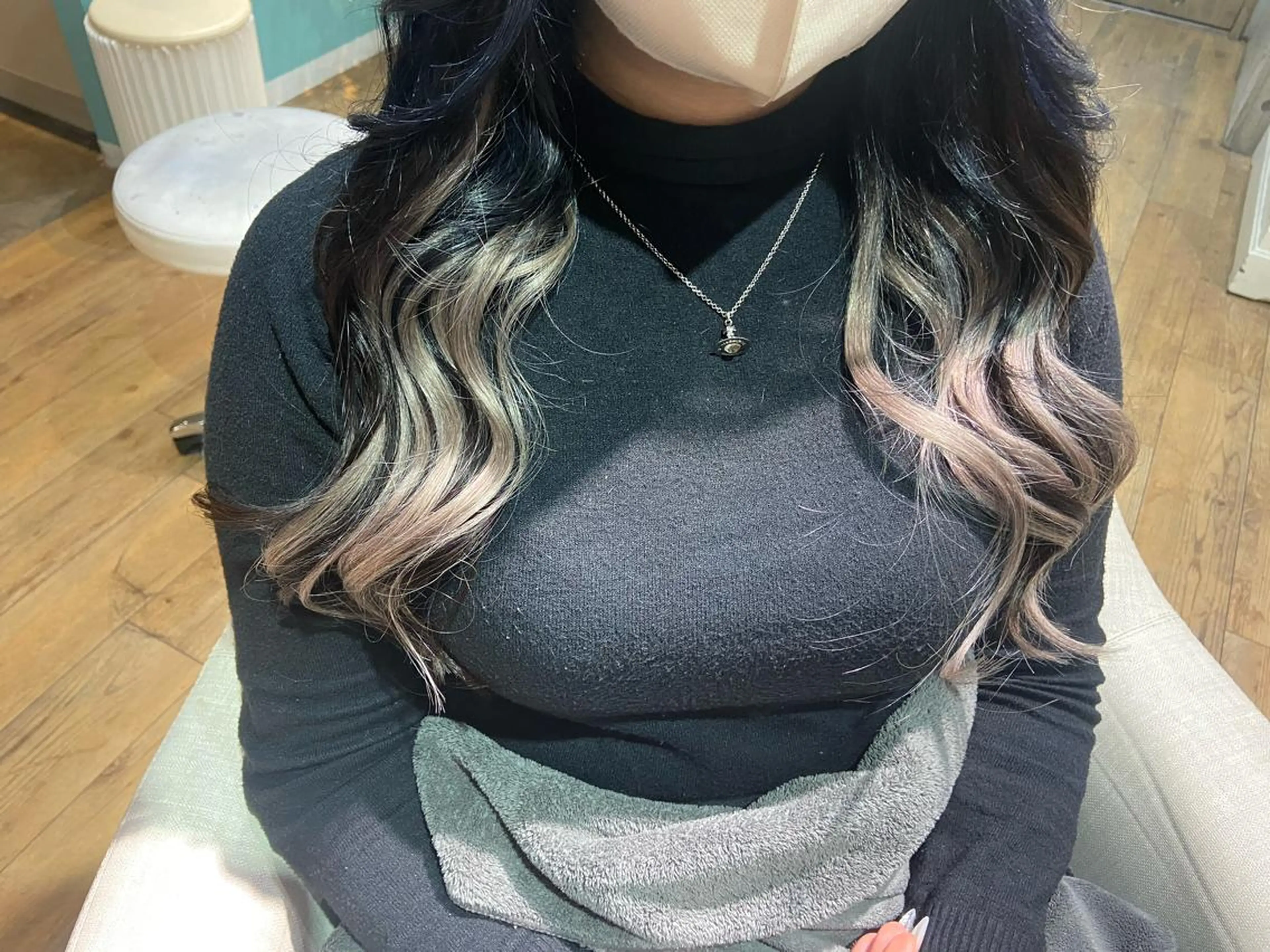 ミディアム カラー プルエクステ エクステ ヘアカラー エクステ 🧸プルエクステ❤︎ ネイルKAO🧸のヘアスタイル