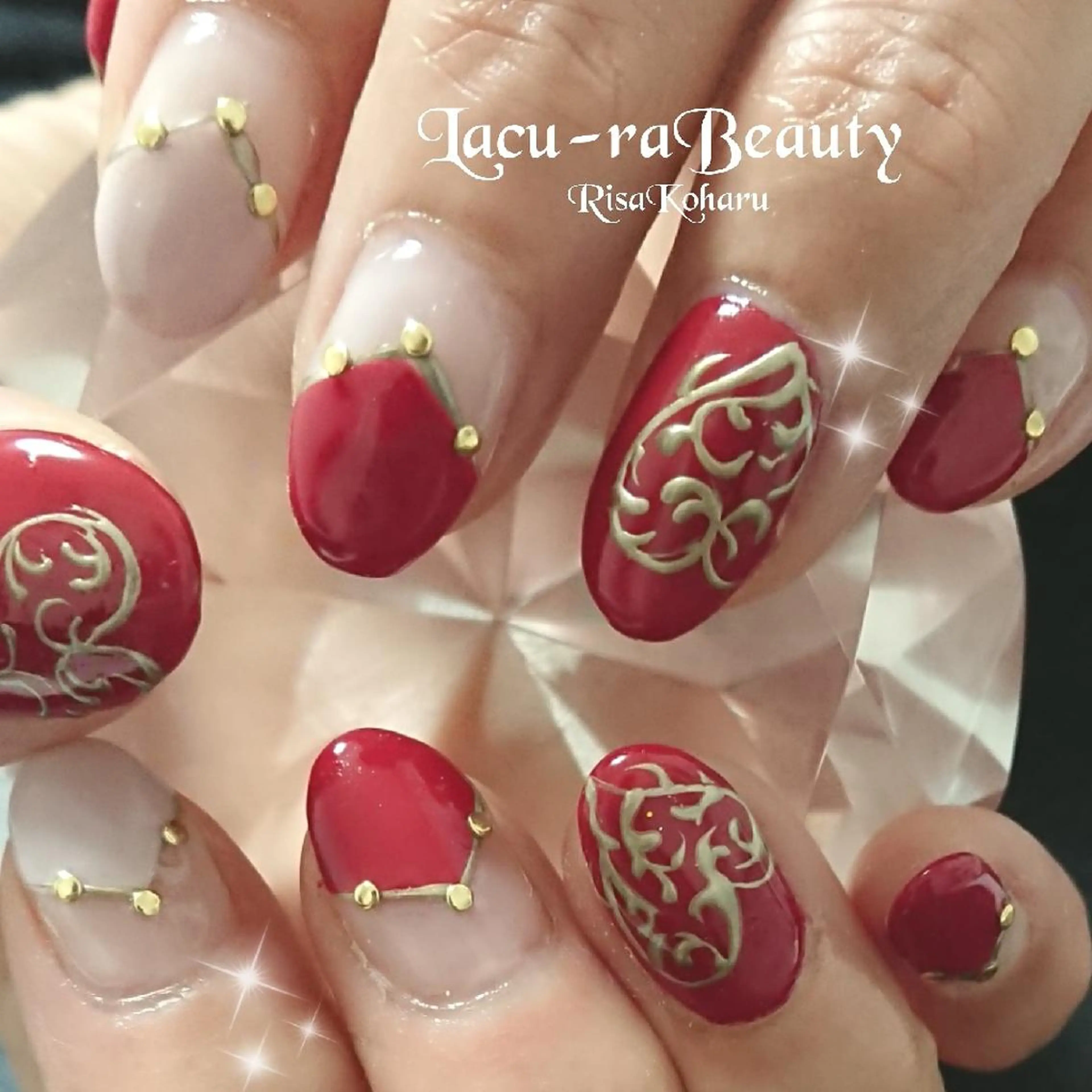 ネイル 小顔と腸の専門店 ラクーラビューティのエステ・リラクイメージ