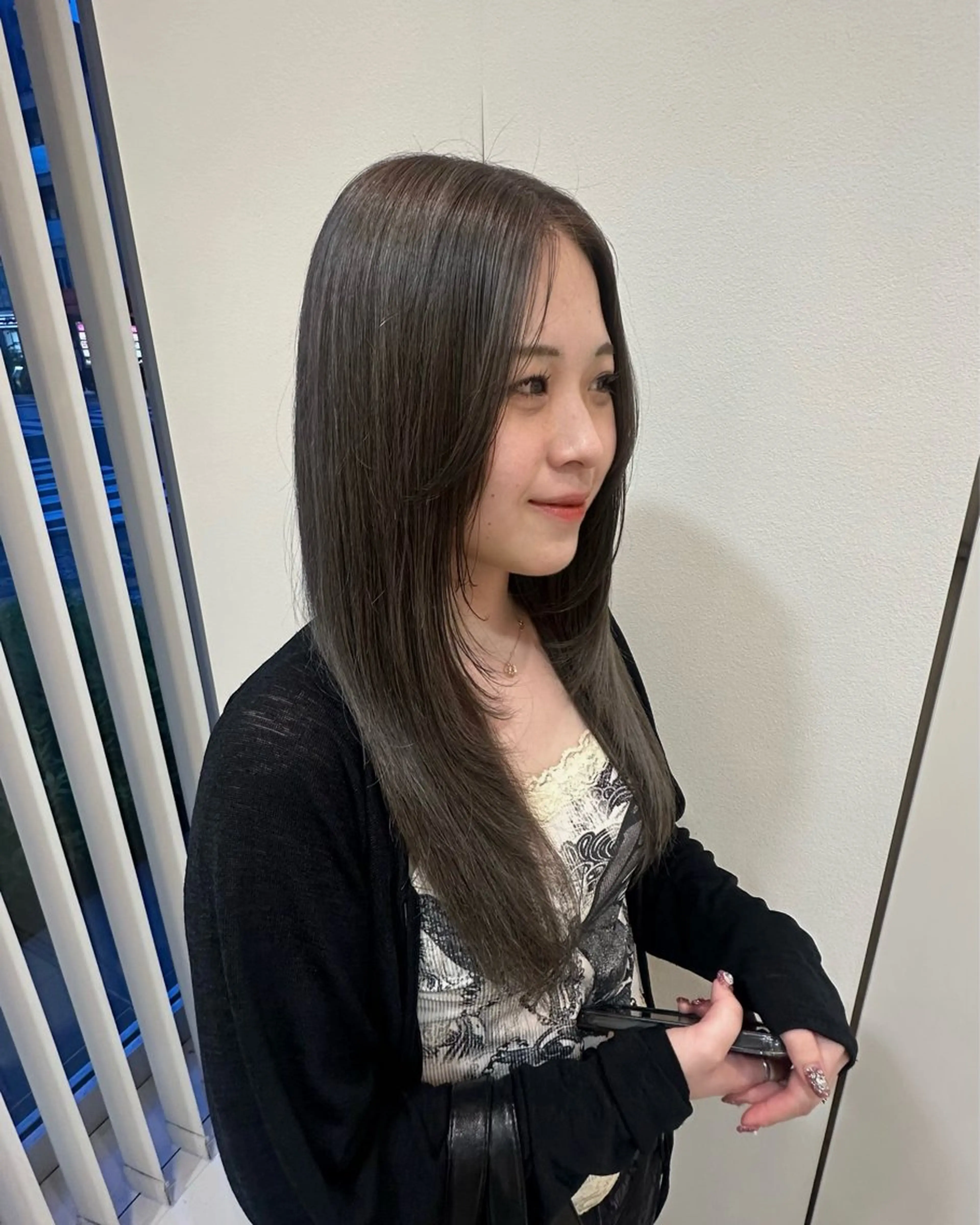 ロング カラー 南出 碧夢のヘアスタイル