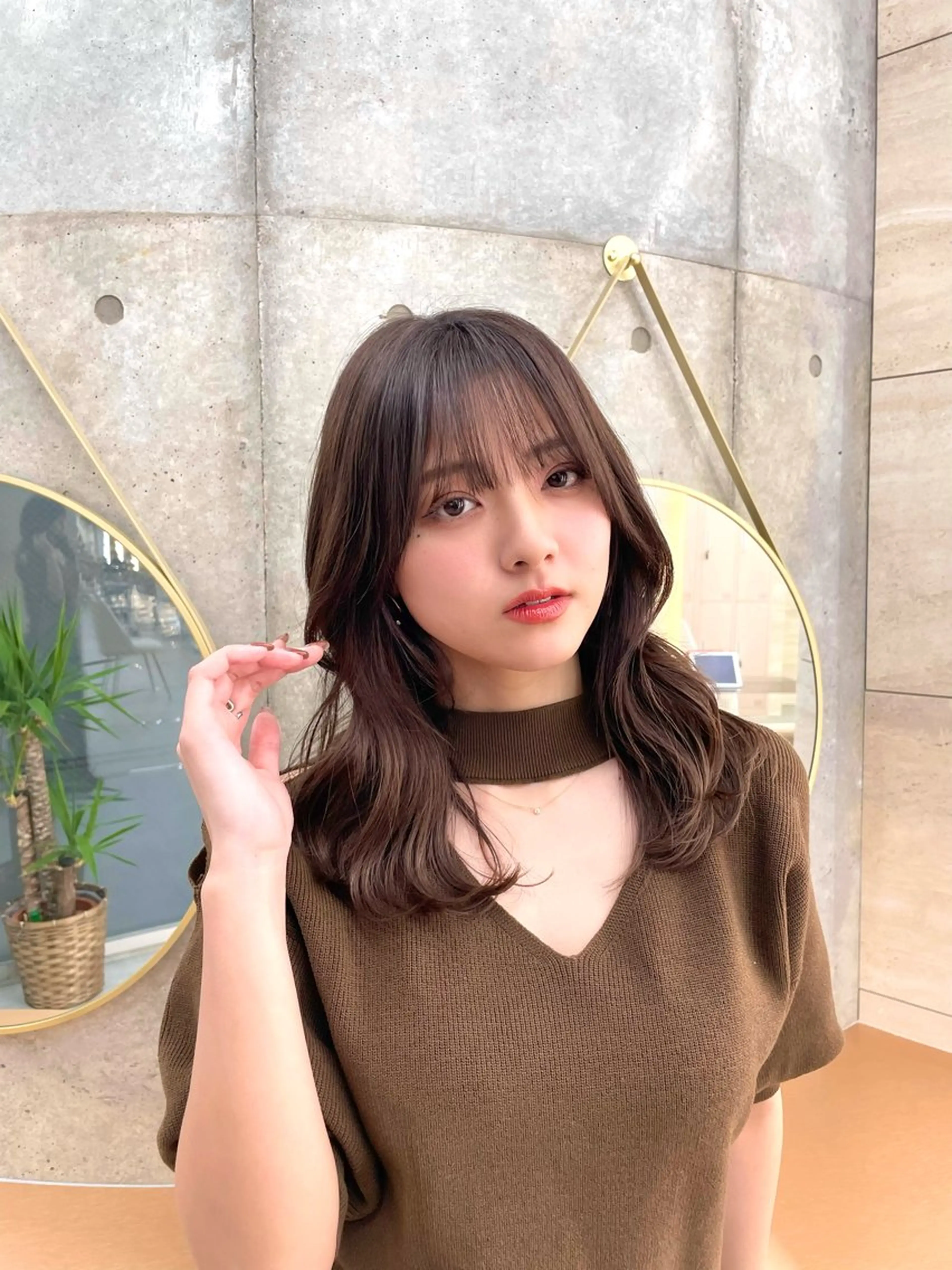 セミロング カラー カット ヘアカラー トリートメント 韓国ヘア🇰🇷 レイヤー/芝春樹のヘアスタイル