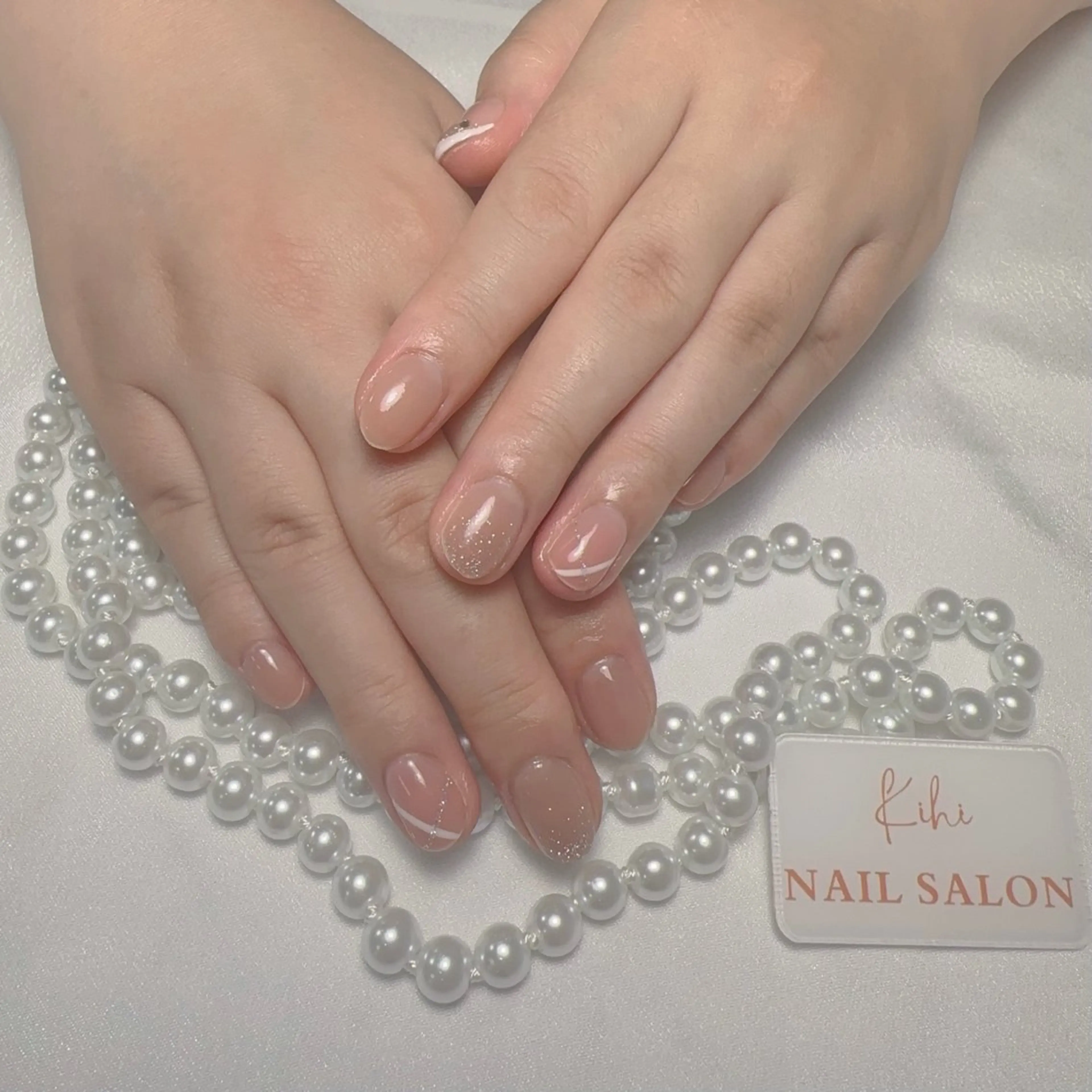 ネイル アートネイル フレンチネイル ジェルネイル グラデーション 韓国ネイル ハンドネイル 💕鈴木ユリ パラジェル/オフ無料のネイルデザイン