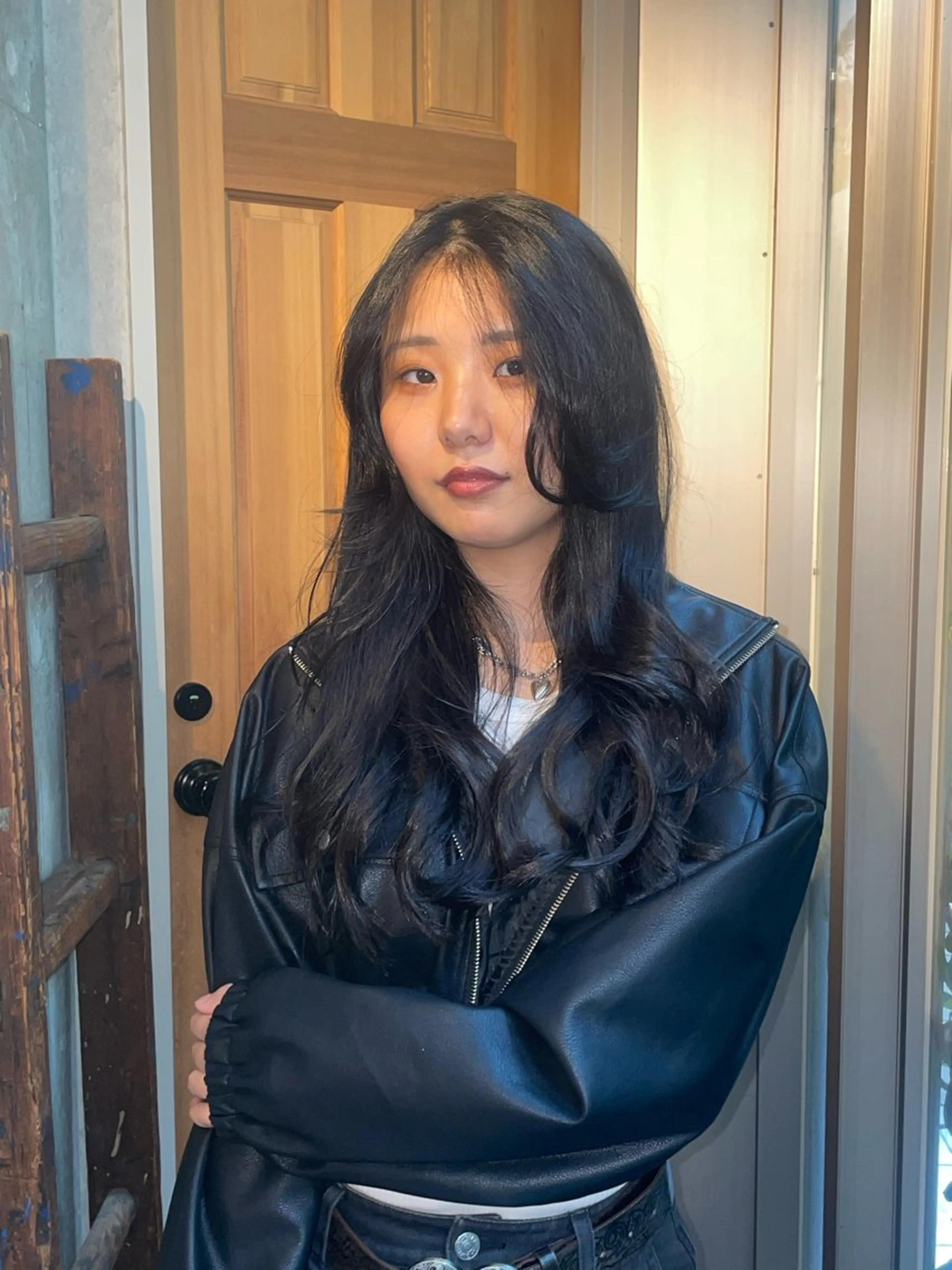 カラー グレージュ 兼西 菜摘のヘアスタイル