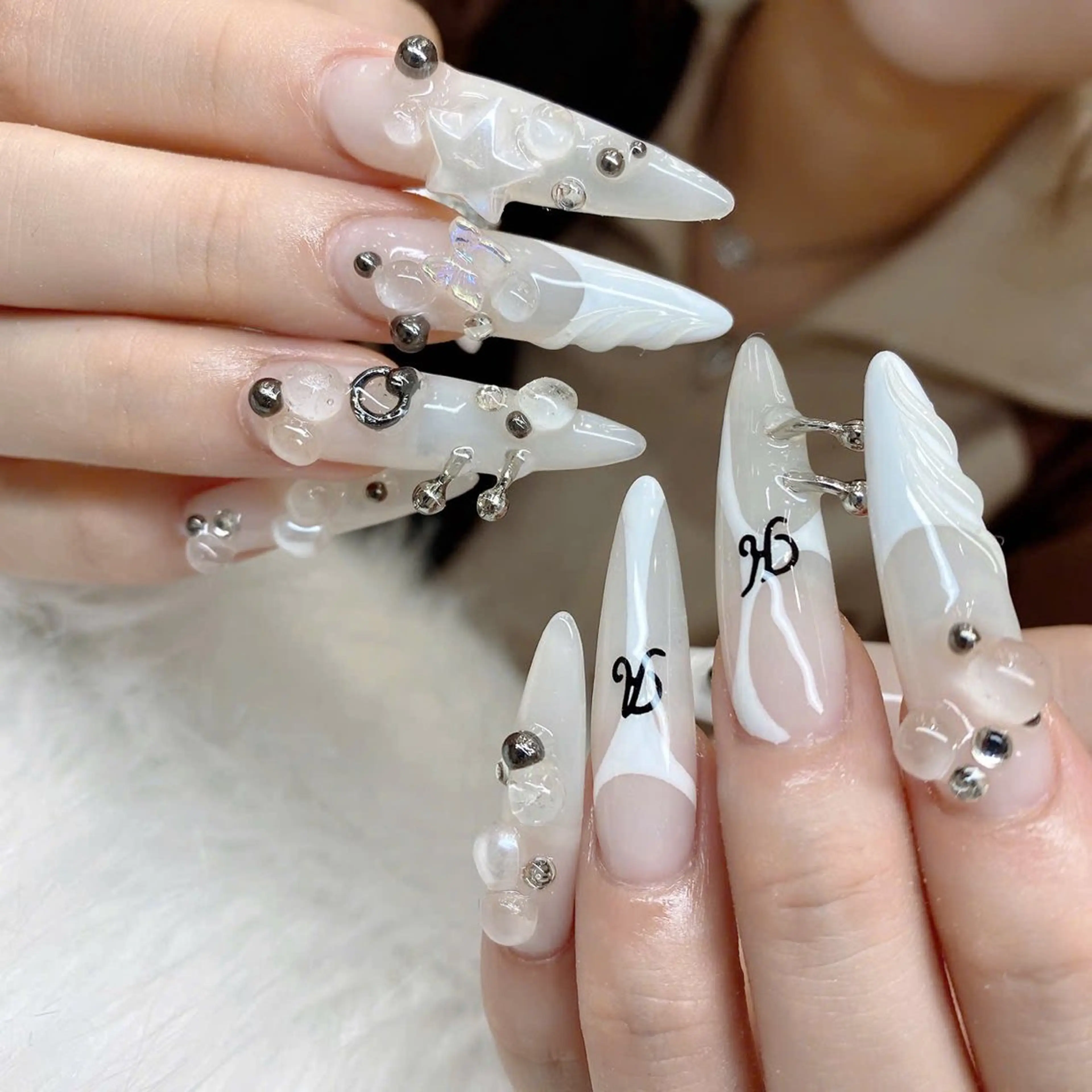 ネイル LETHI LINHのネイルデザイン