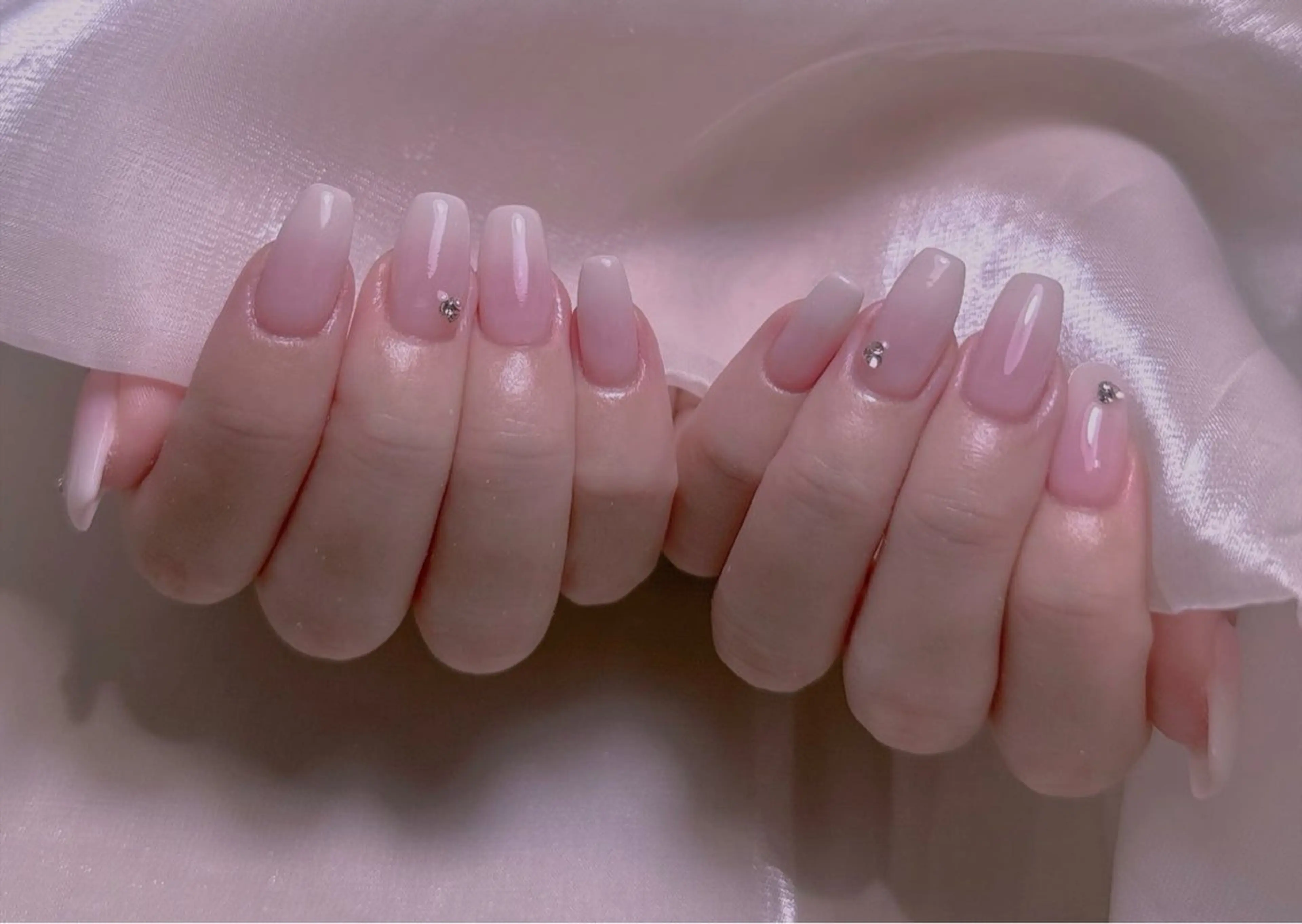 ネイル 美爪パラジェル導入店 Sunnilyのネイルデザイン