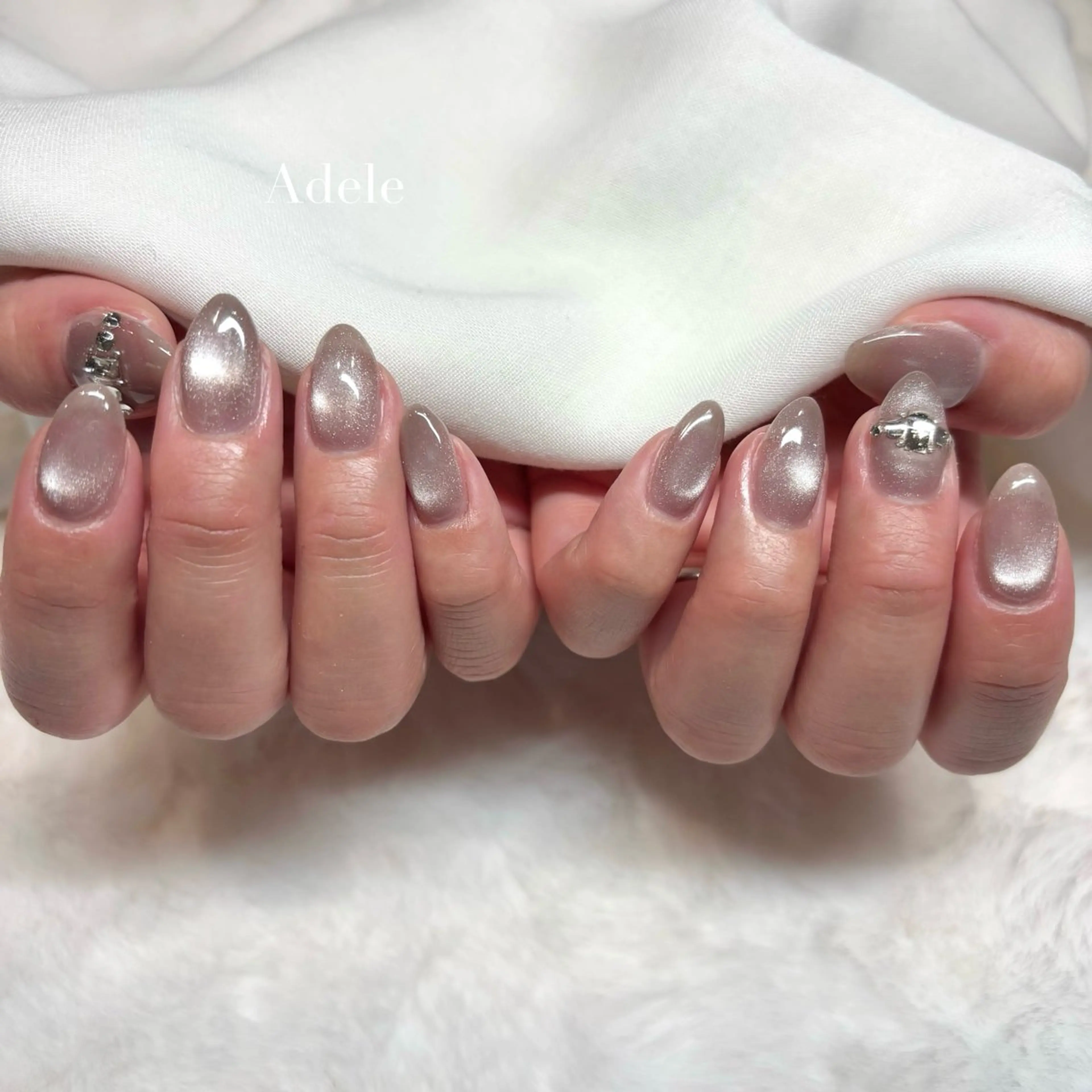 ネイル ストーンネイル ワンホンネイル ハンドネイル Adele saraのネイルデザイン