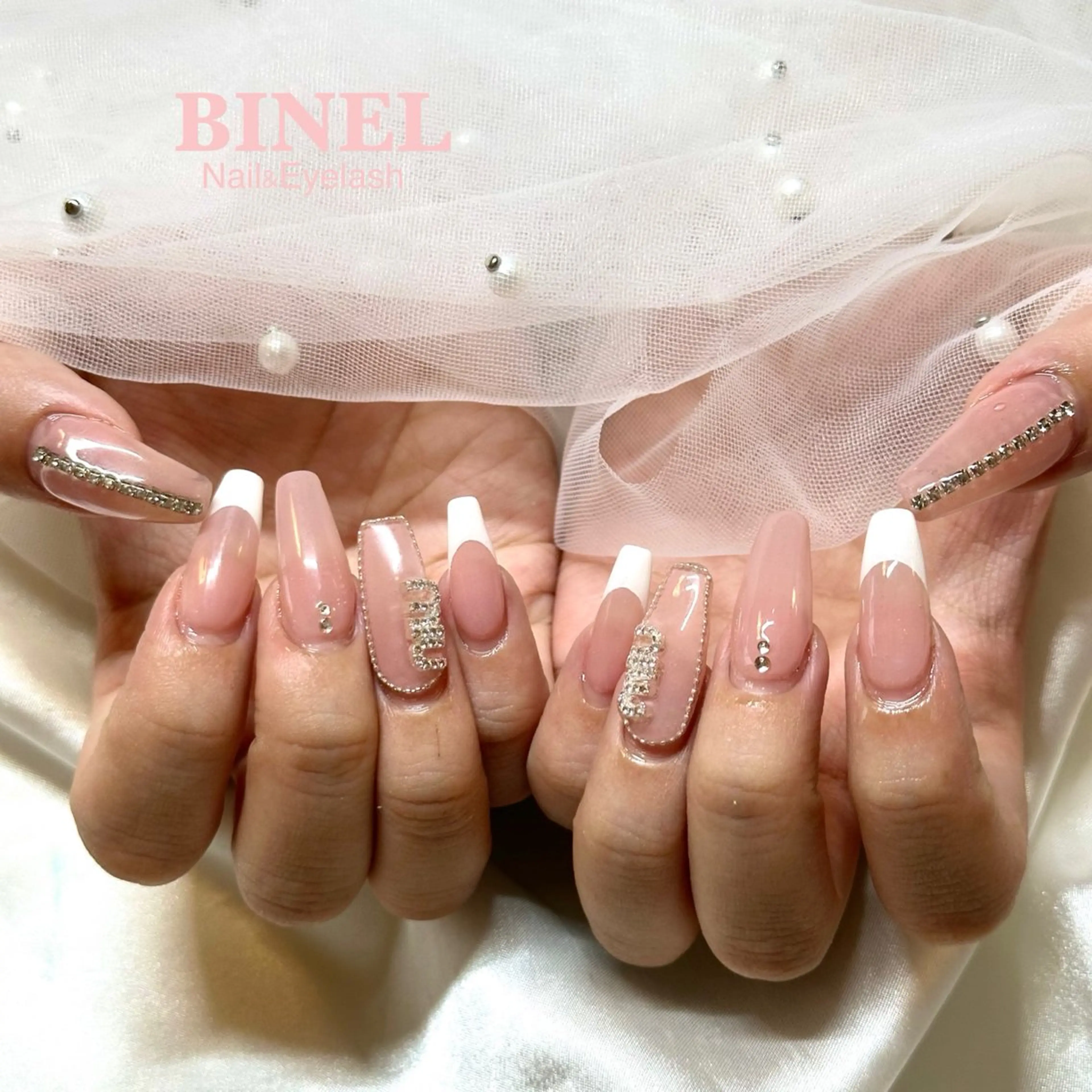 ネイル ハンドネイル BINEL REINAのネイルデザイン