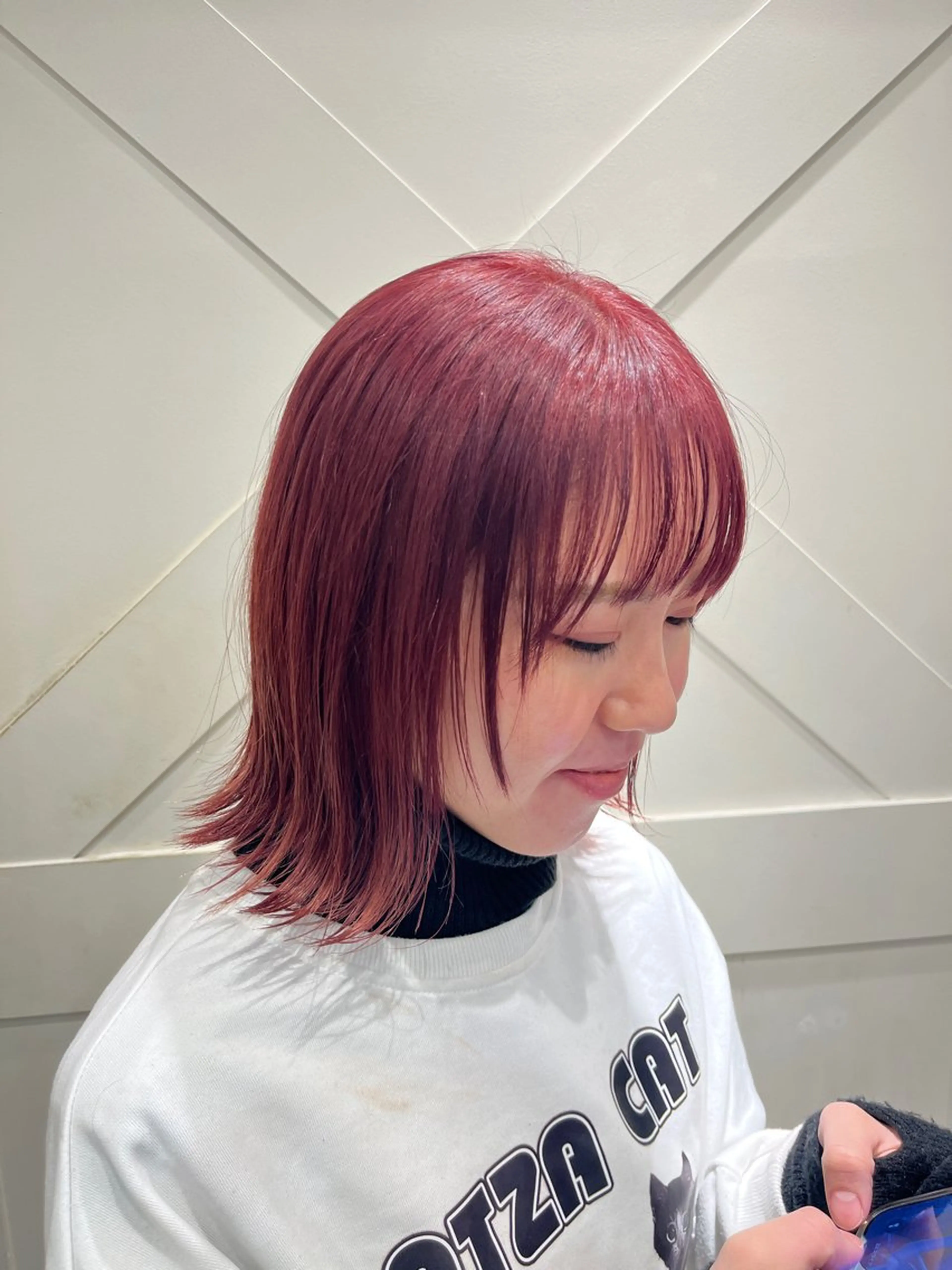 ミディアム カラー ブリーチ ハイトーンカラー ピンクカラー ヘアカラー ハイトーンカラー シールエクステのヘアスタイル