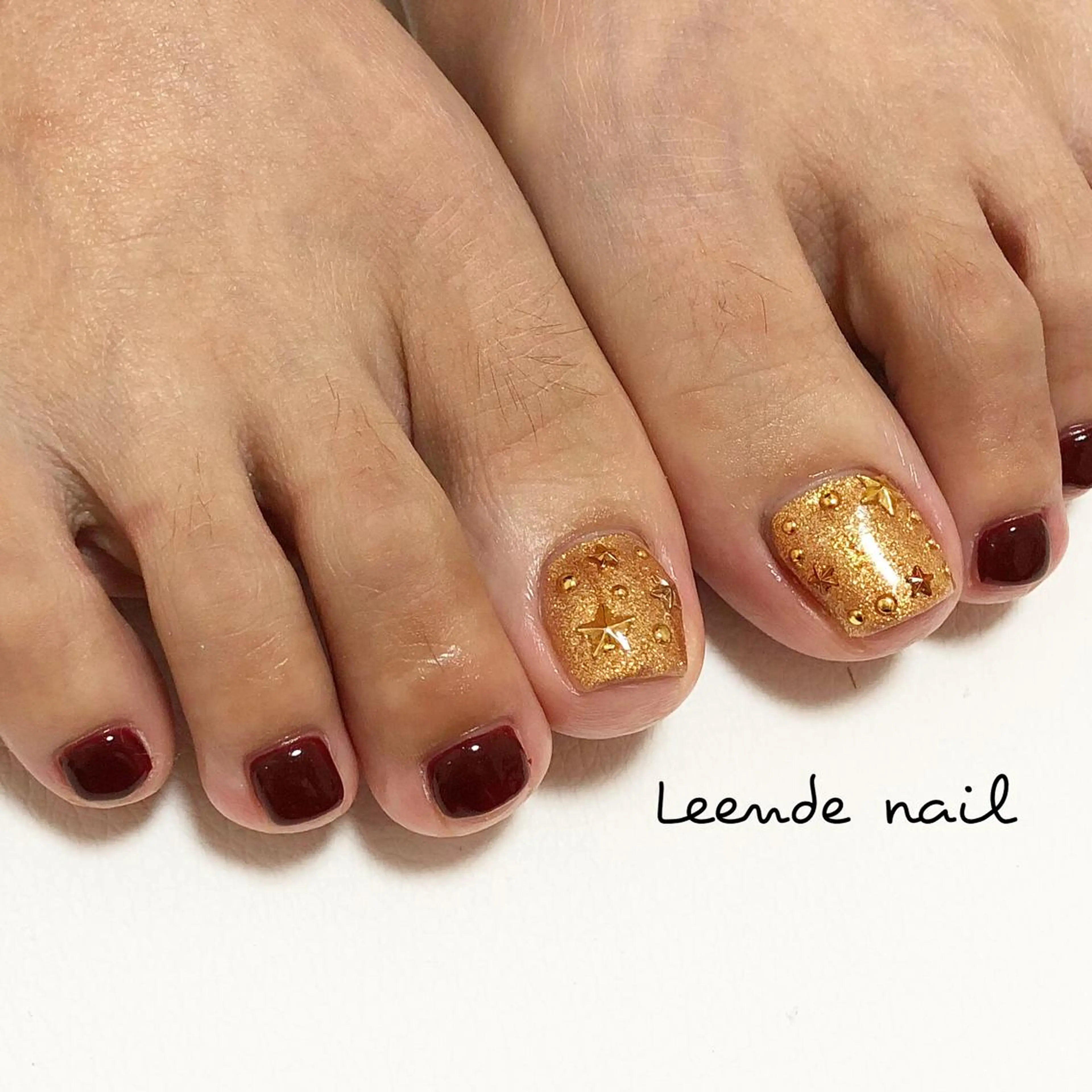 ネイル ボルドー フットネイル Leendenail 【リエンダネイル】のネイルデザイン