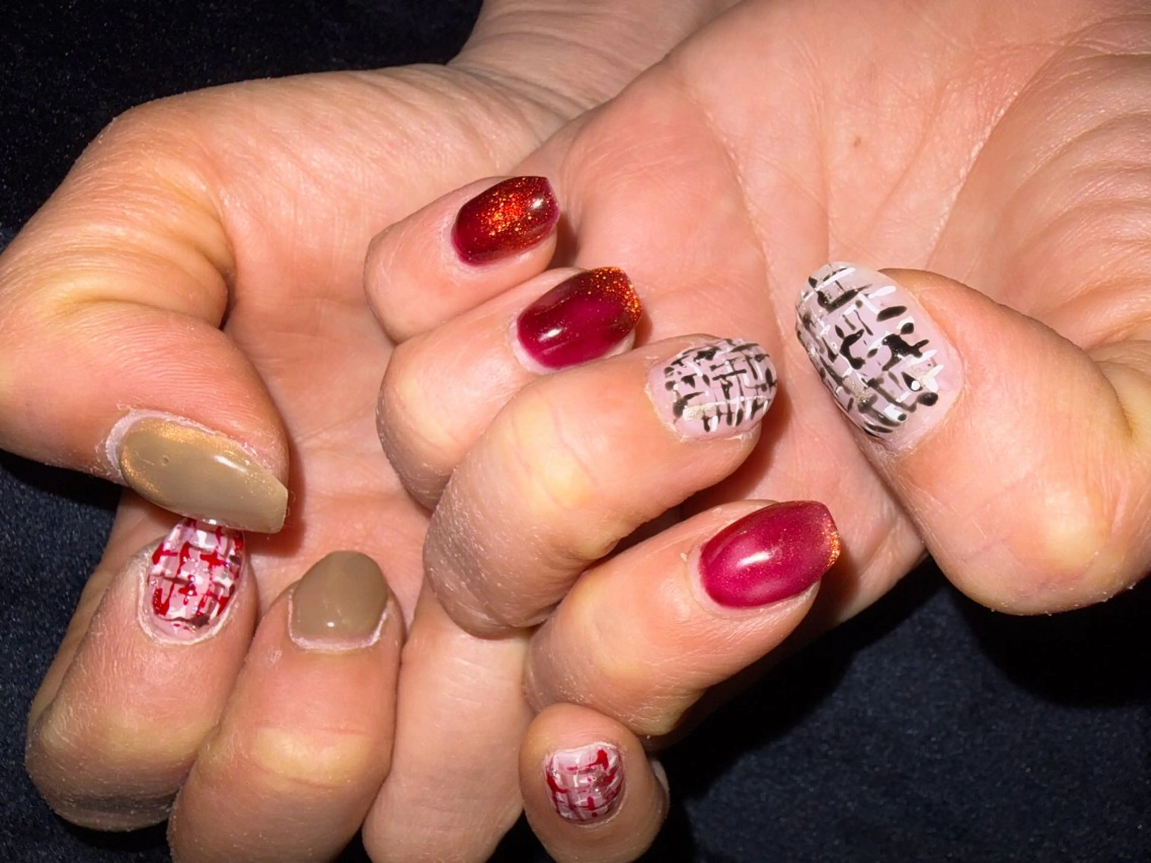 ネイル ツイードネイル クイーンステラ所属・眞鍋 歩のネイルデザイン