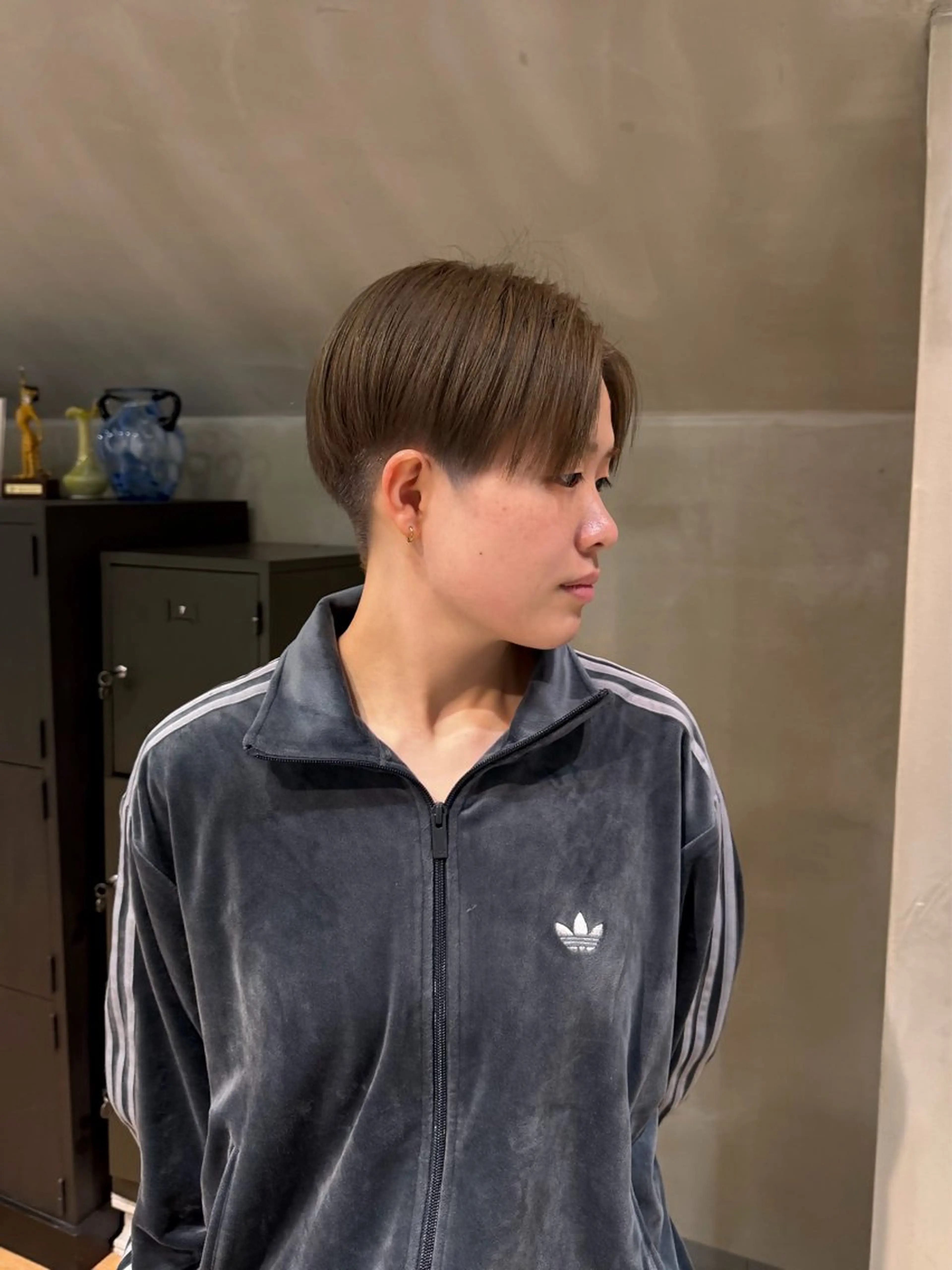 ショート ヘアカラー mei🪽 カラーモデルのヘアスタイル