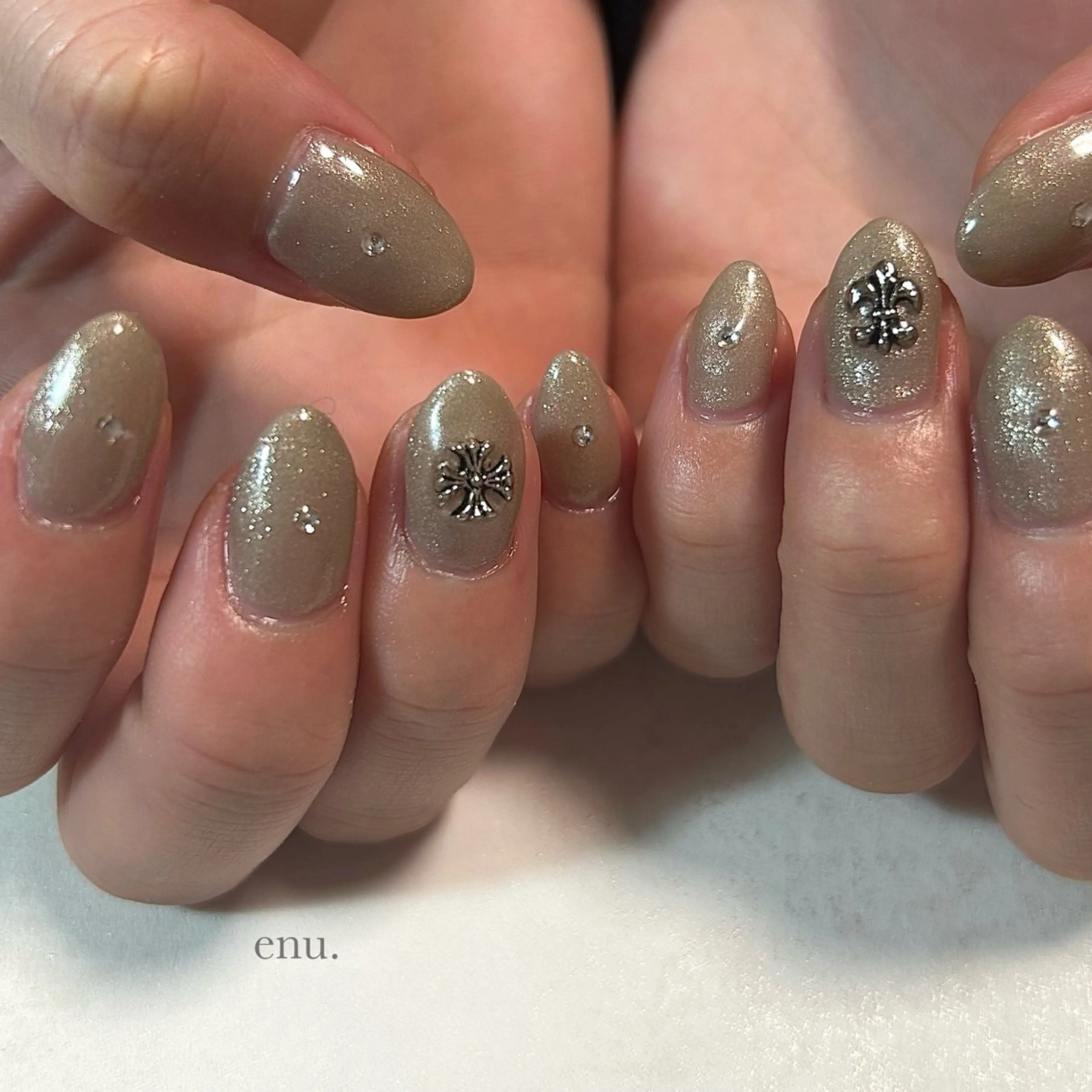 ネイル enu. nanakoのネイルデザイン