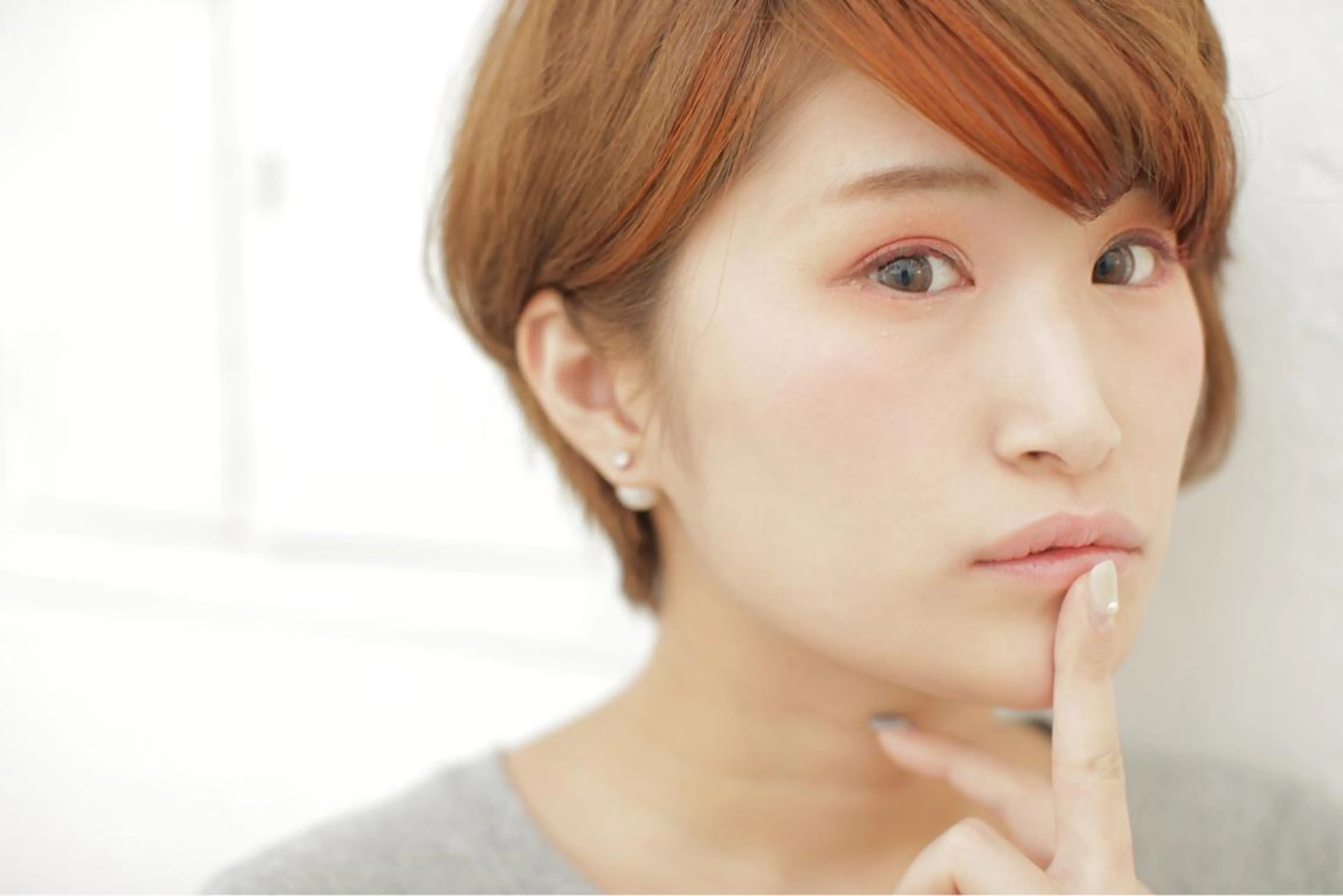 ショート カラー アッシュ ベージュカラー 透明感カラー デザインカラー オレンジ _sugosu_所属・西村 達哉のヘアスタイル