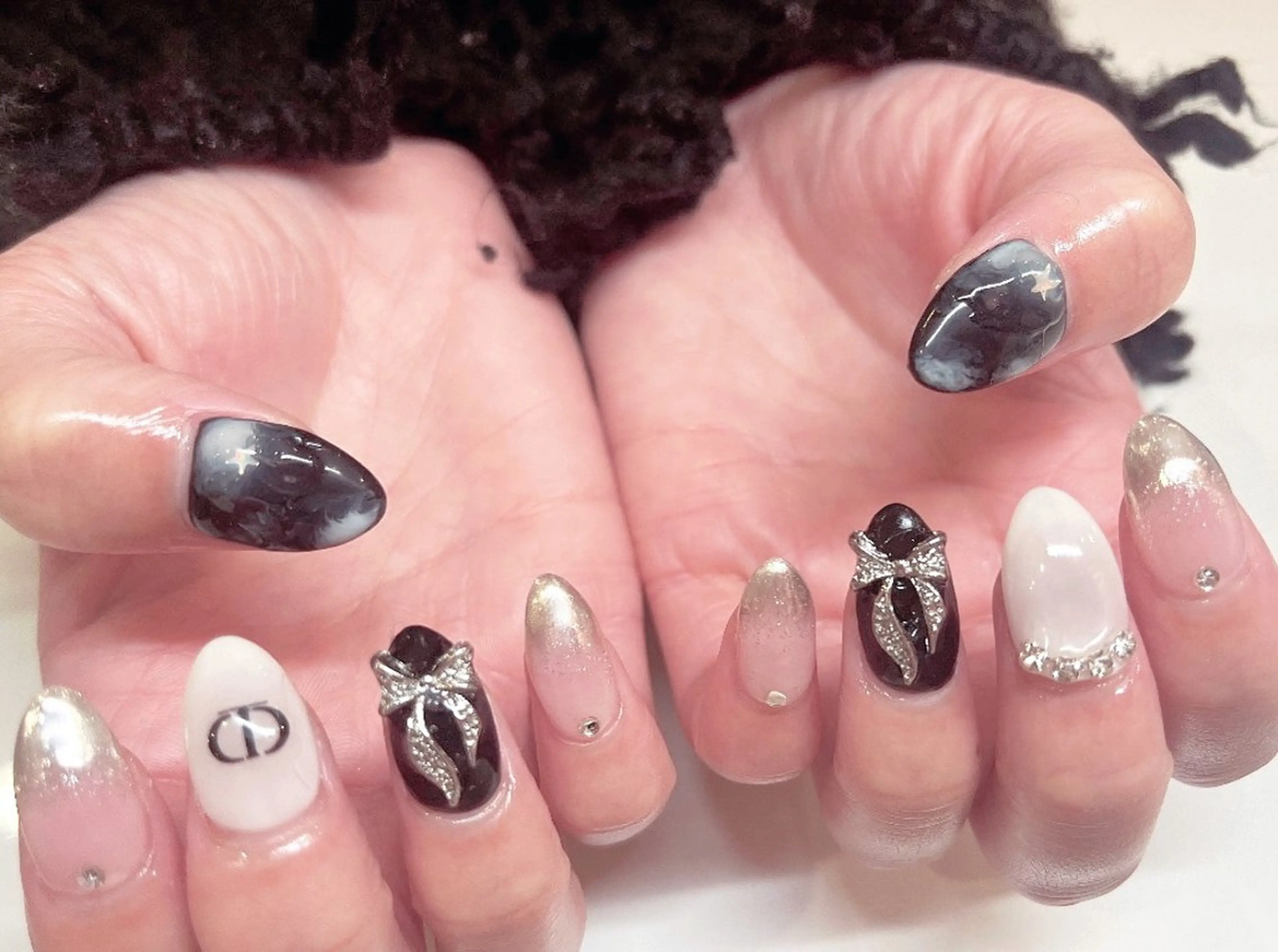 ネイル ハンドネイル 山本 杏香のネイルデザイン