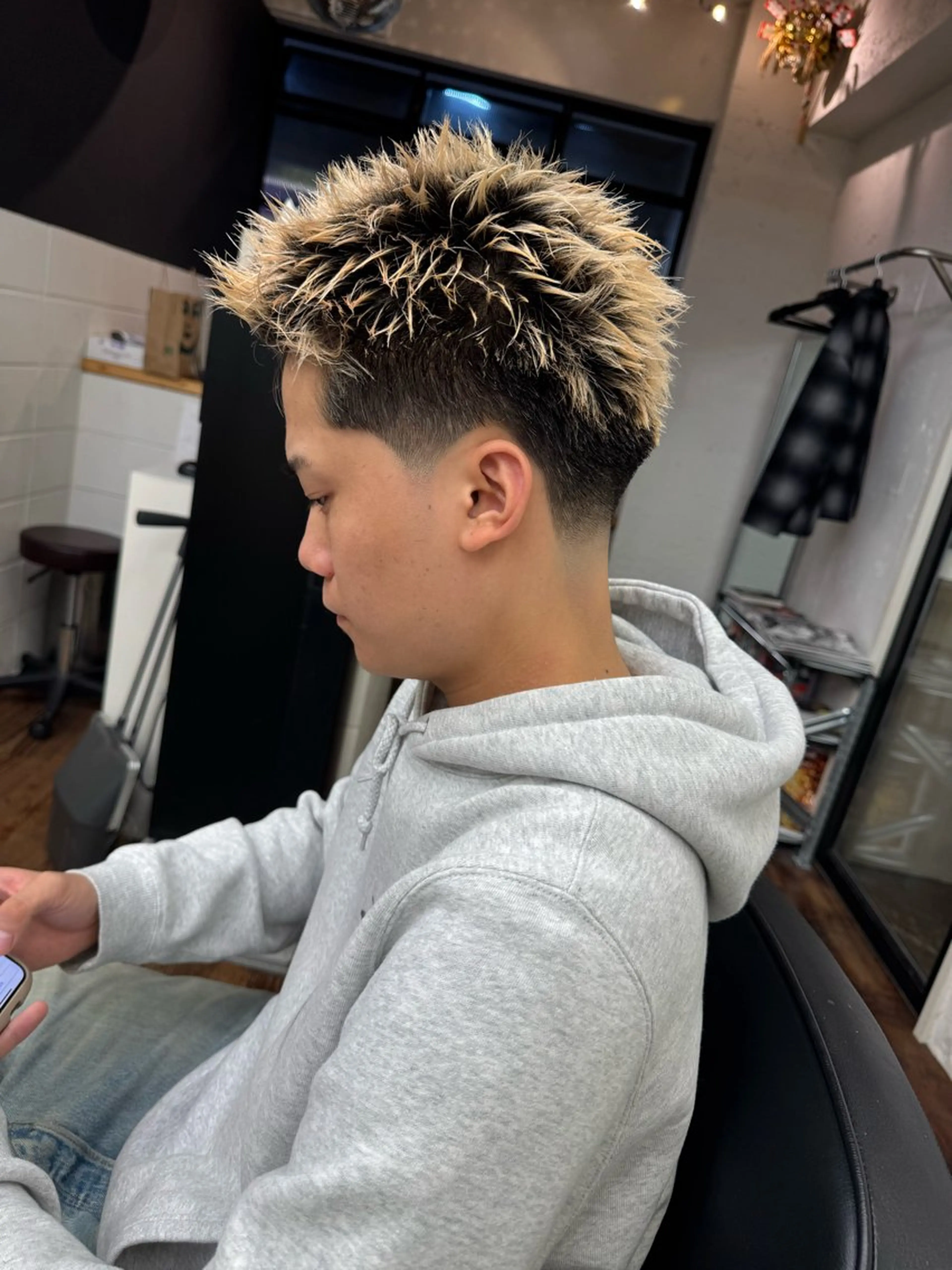 ショート メンズ フェードカット スキンフェード スパイキーショート ショートヘア カット トリートメント 💈メンズ特化💈 TASUKUのヘアスタイル