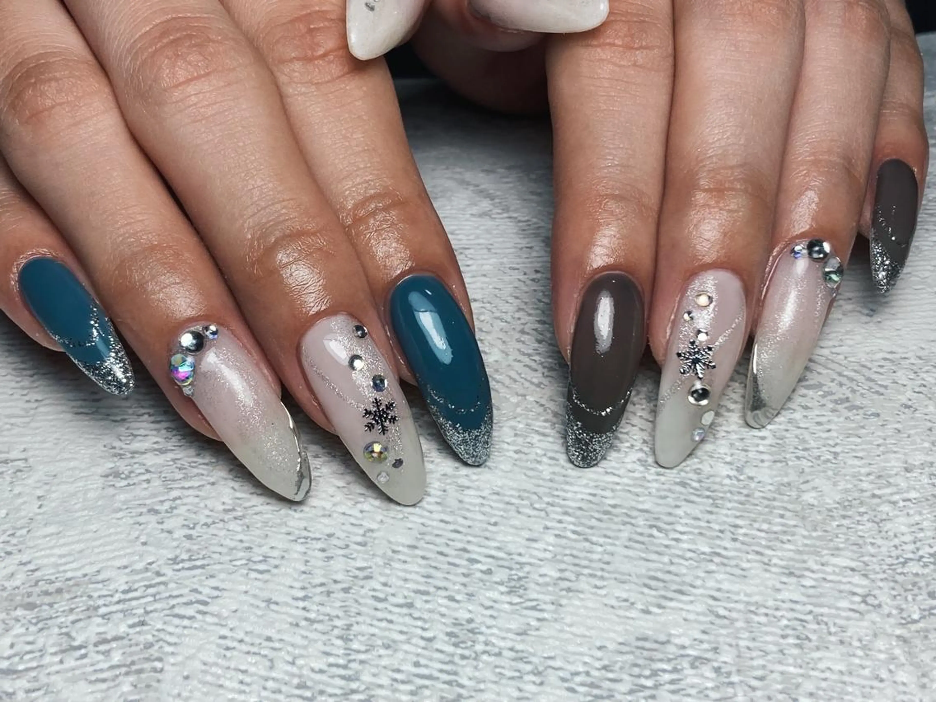 ネイル ハンドネイル フットネイル rea .のネイルデザイン