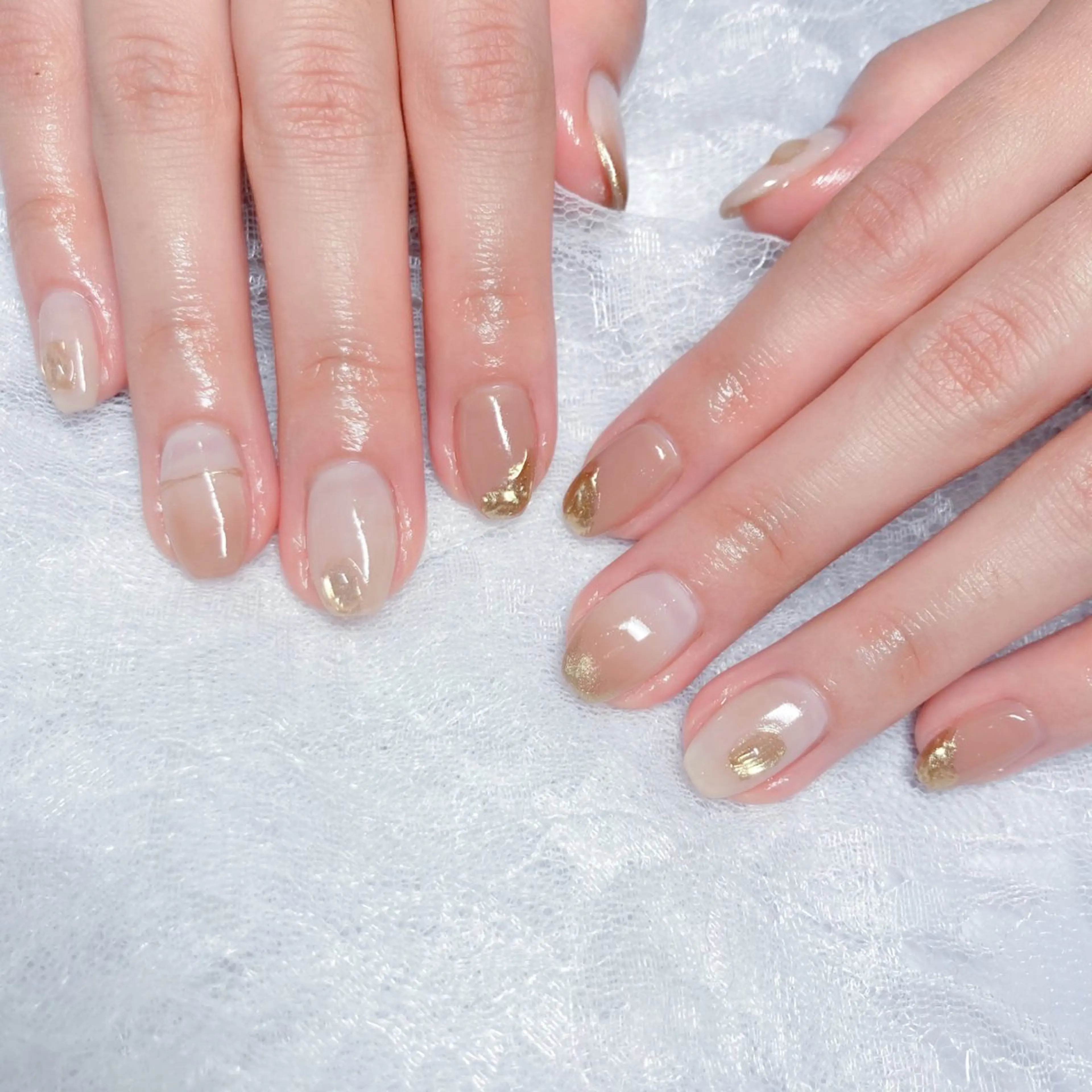 ネイル ブラウン グラデーション ミラーネイル 持ち込み オフィスネイル ハンドネイル Terrace＋所属・Terrace＋ Nailのネイルデザイン