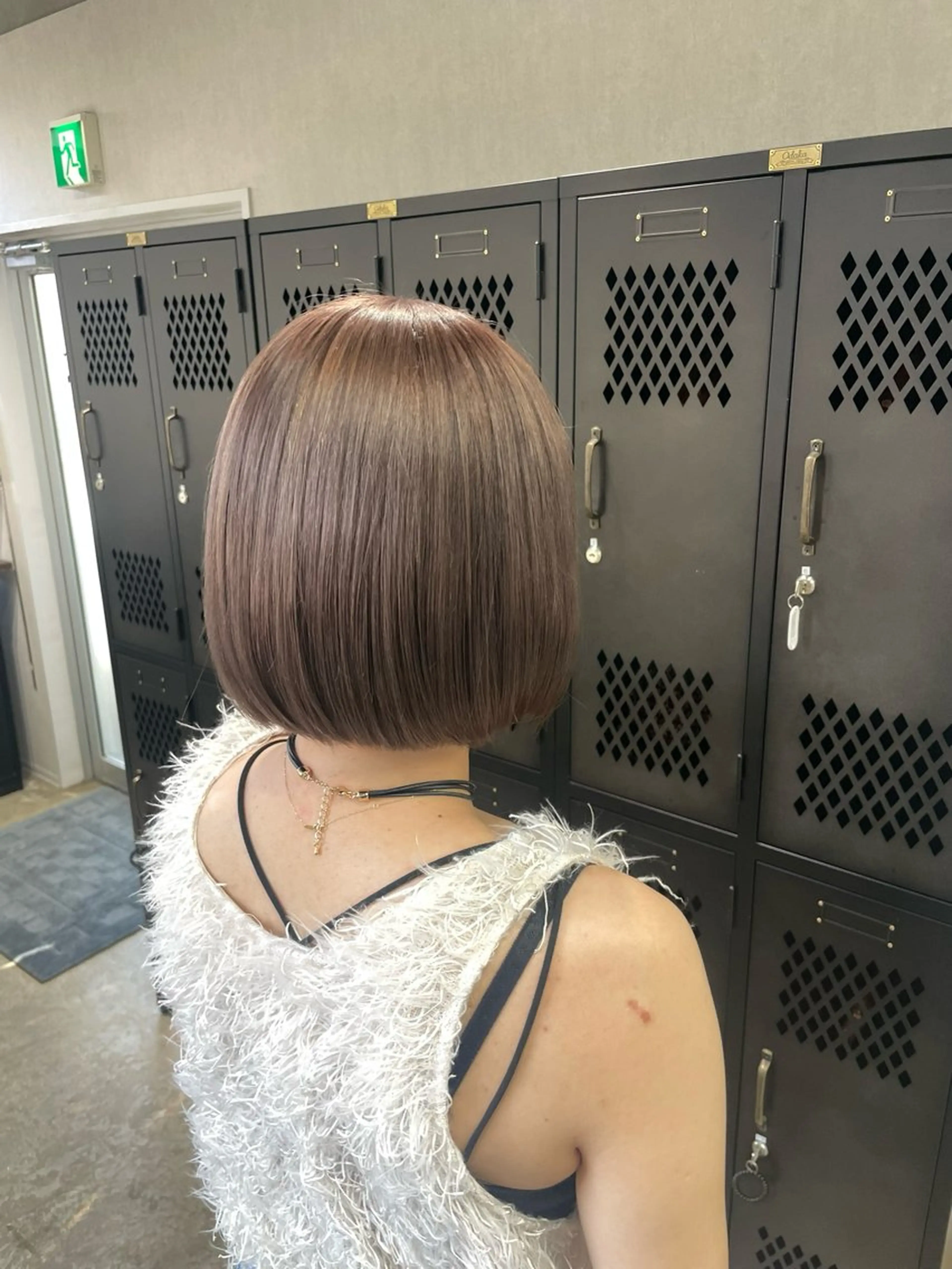 ショート カラー ベージュカラー ミルクティーベージュ ヘアカラー ブレンバイドット所属・ニュアンスカラー/ 🫧レミ(坊主)のヘアスタイル