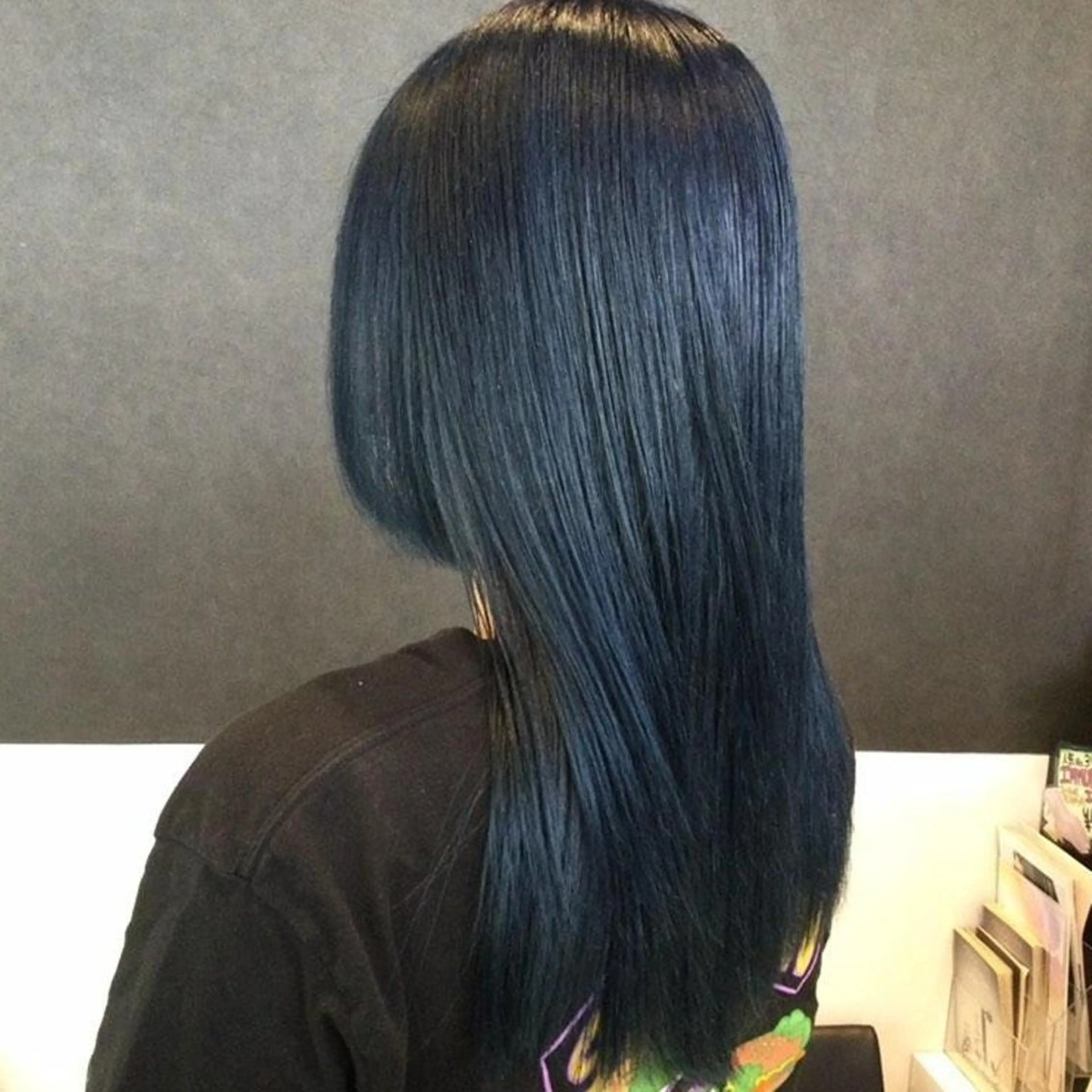 セミロング ヘアカラー トリートメント ブリーチ/ヘアケア/ 艶髪/イギチハルのヘアスタイル