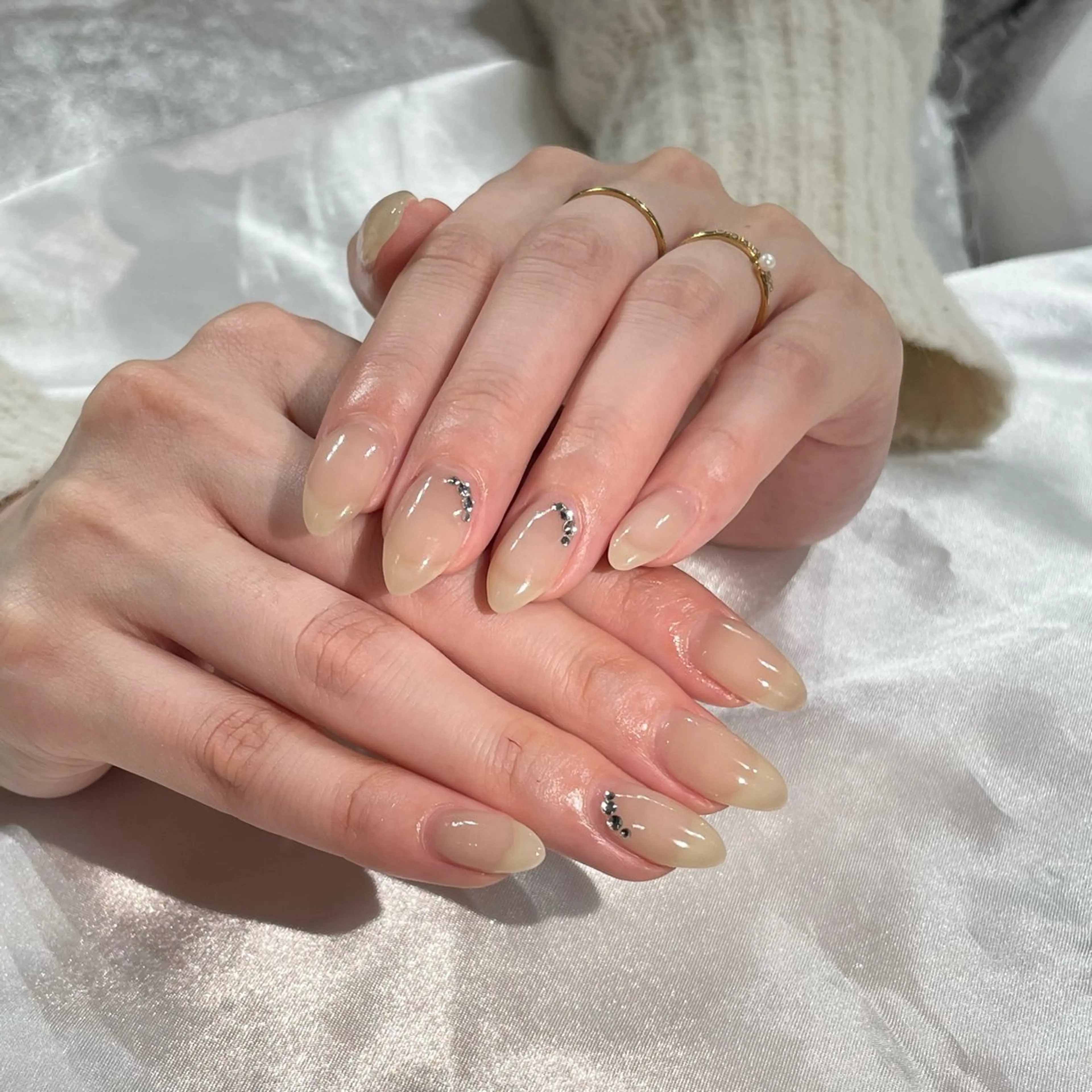 ネイル リスブラン HINARIのネイルデザイン