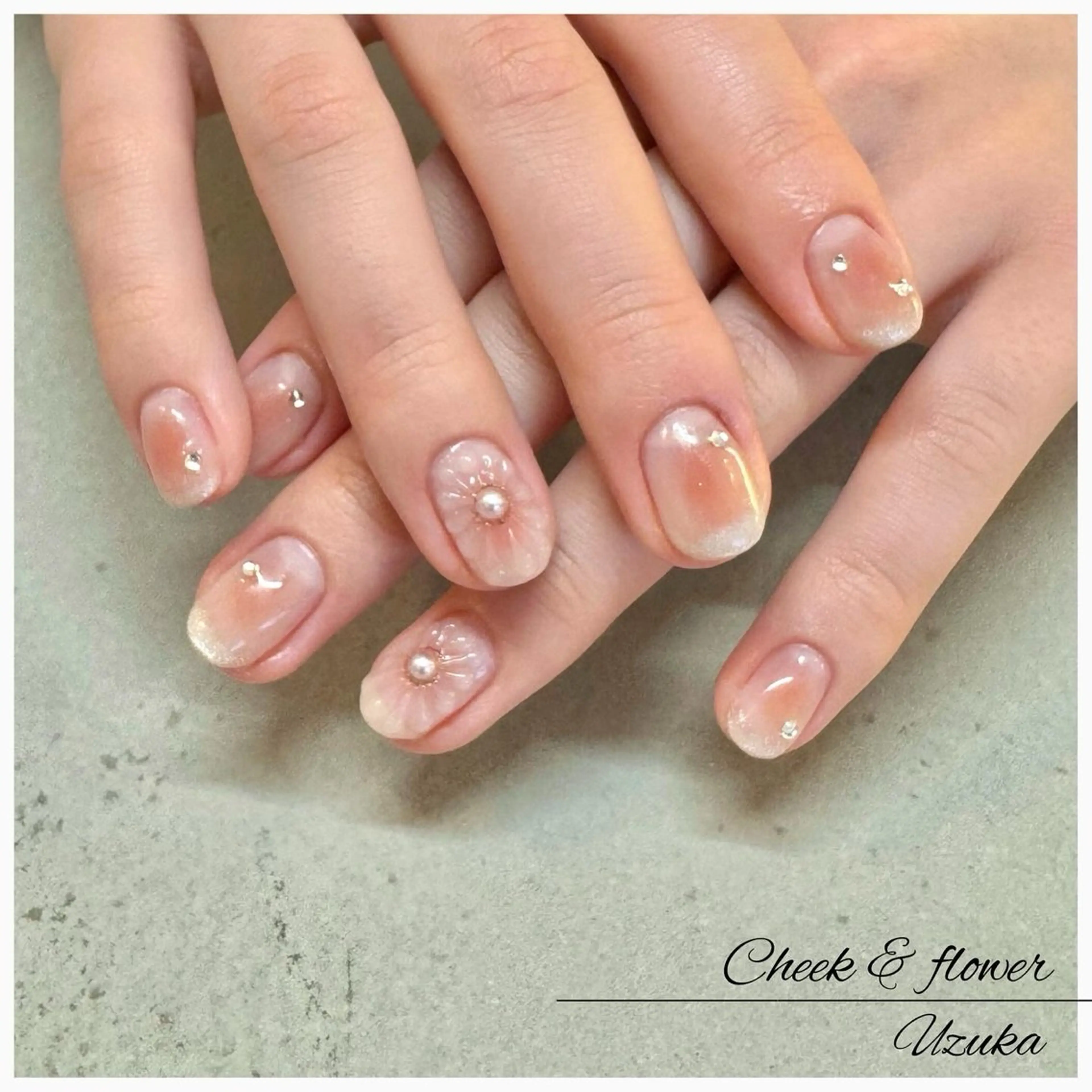 ネイル チークネイル 持ち込み 春ネイル 【 enn 】 Uzuka Yukaのネイルデザイン