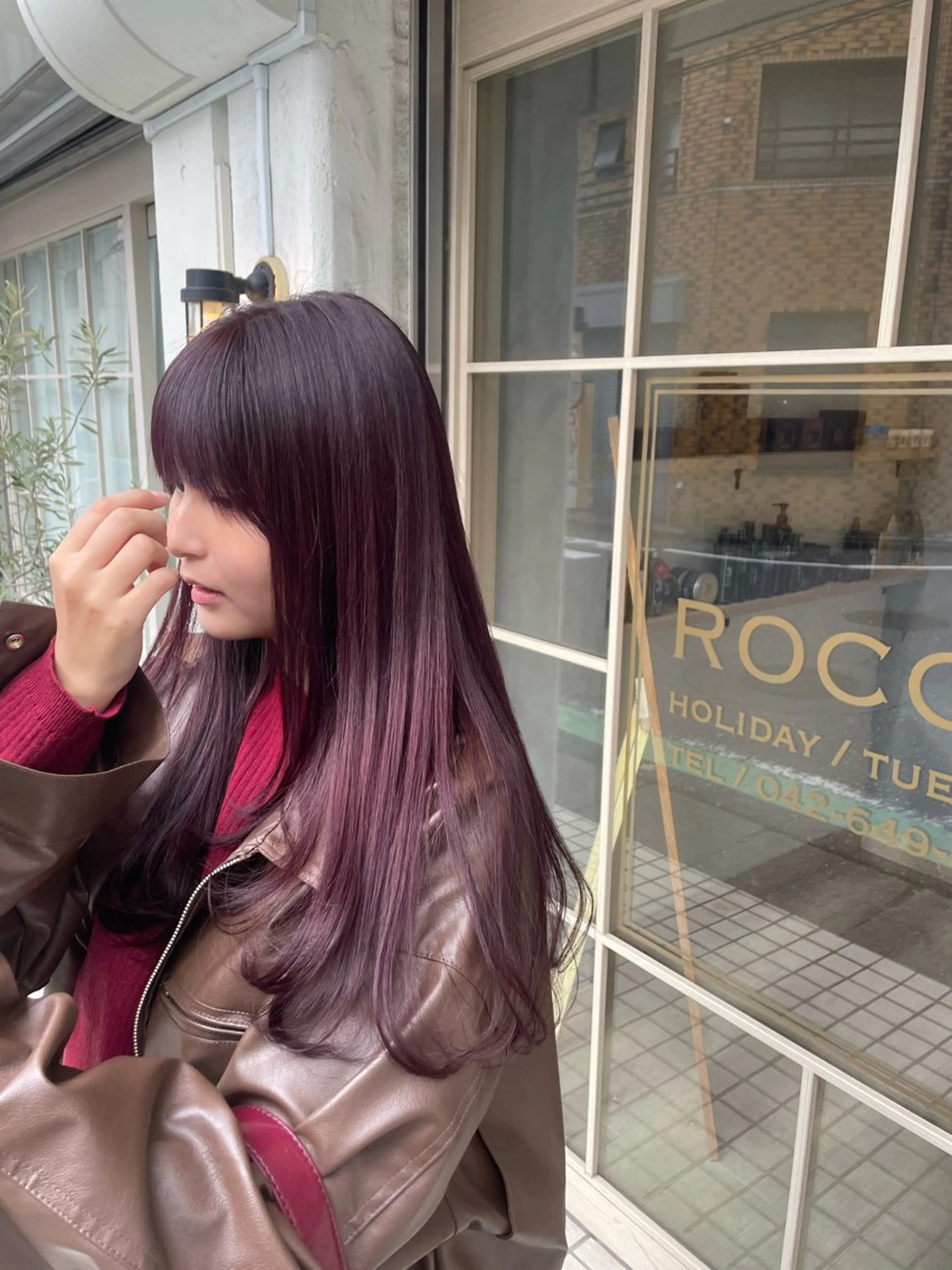 ロング ヘアカラー トリートメント アイナ ROCCOのヘアスタイル