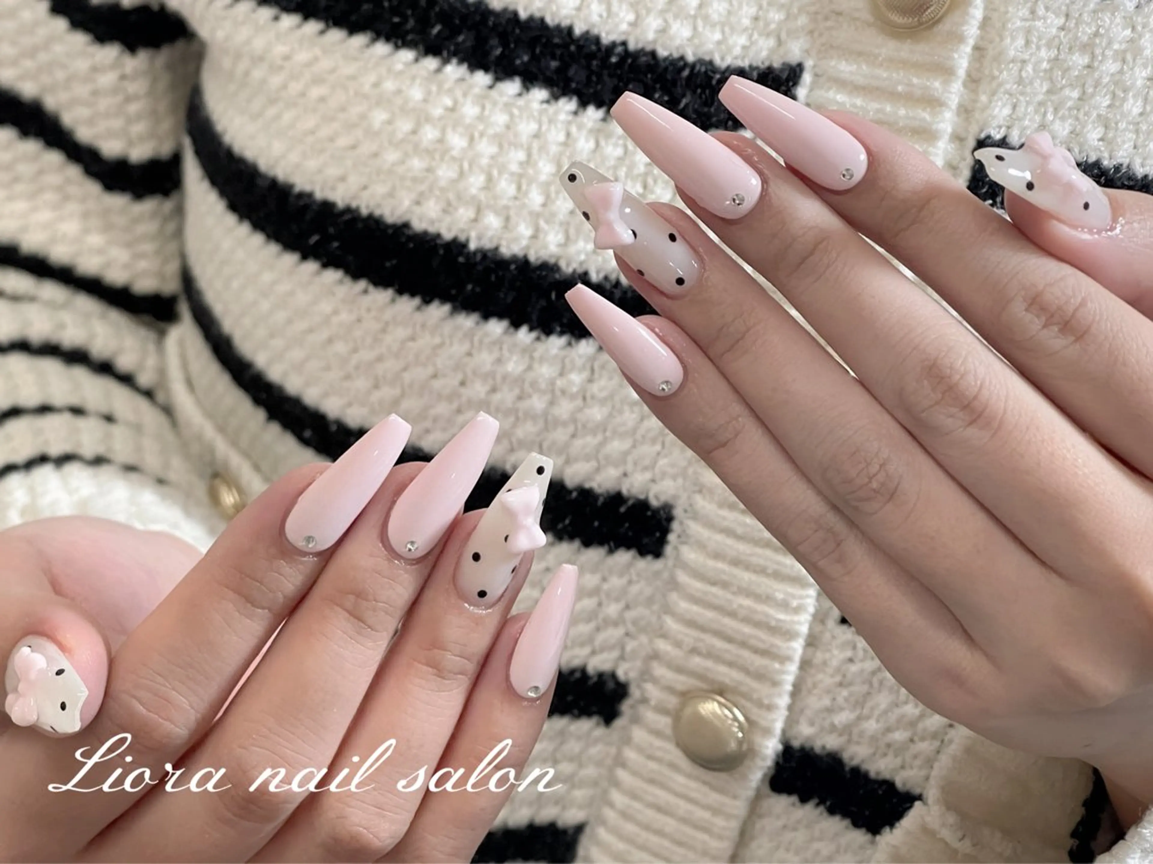 ネイル チークネイル フットネイル フレンチネイル ジェルネイル ガーリー ハンドネイル Liora nail スカルプ専門店のネイルデザイン