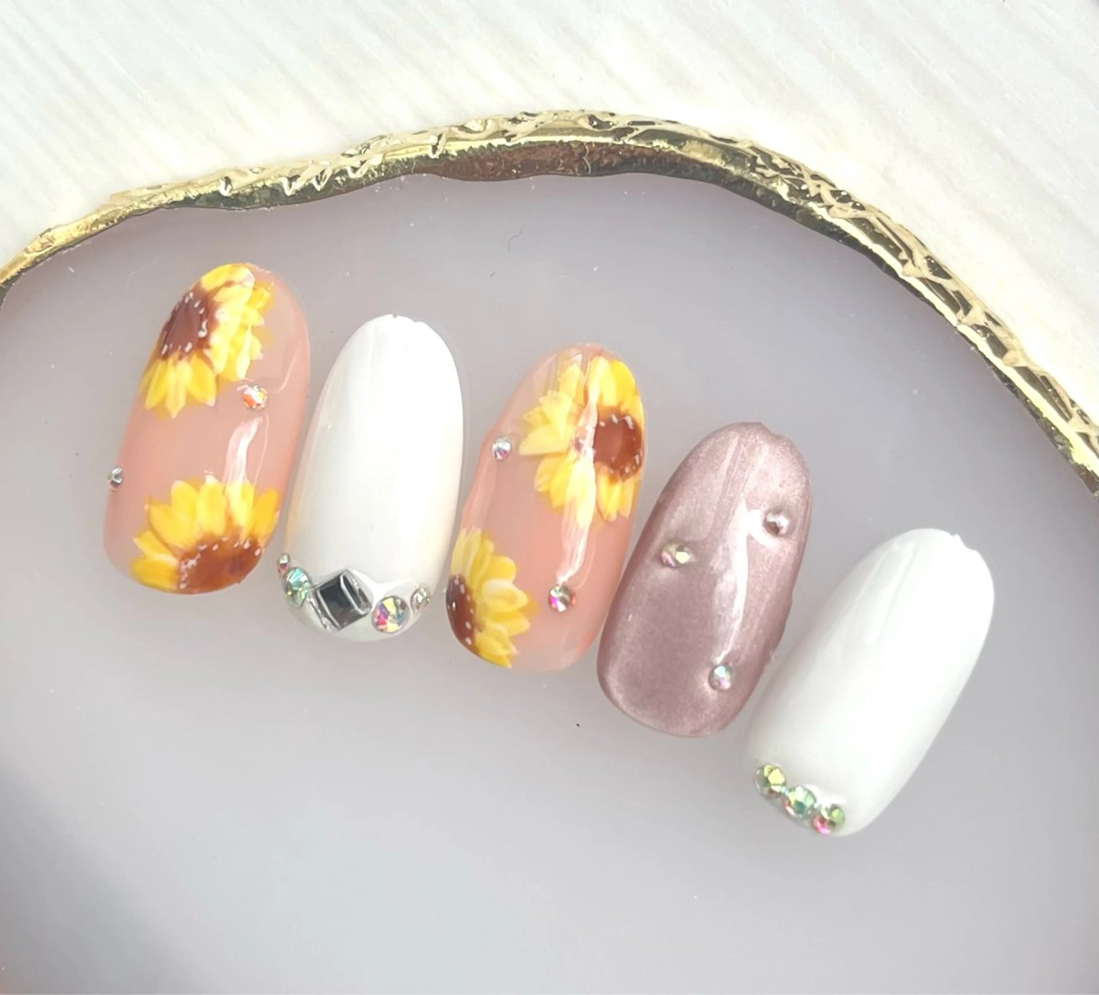 ネイル ハンドネイル 島田 亜紀のネイルデザイン