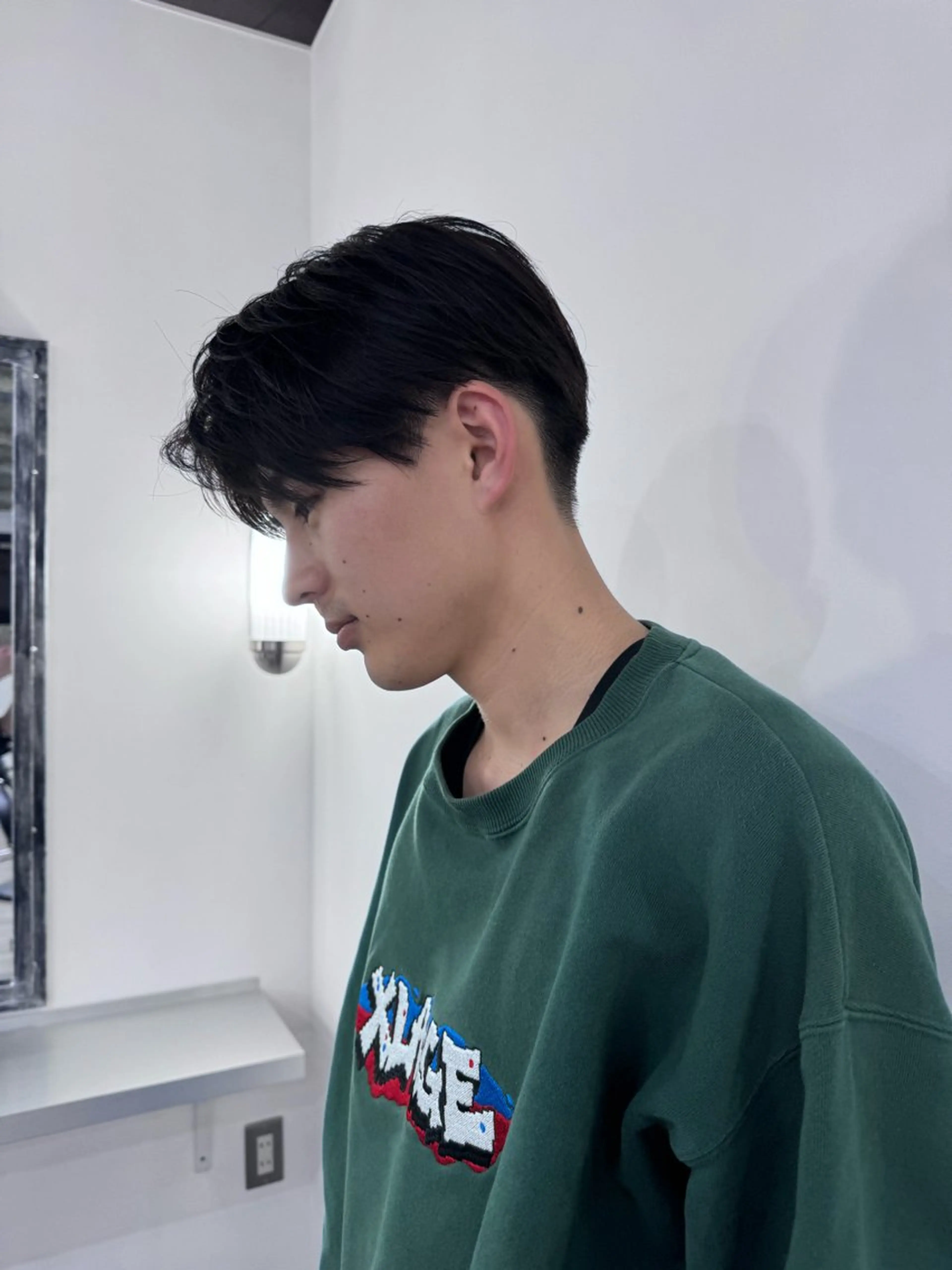 メンズ HOLLY 髙橋ユウキのヘアスタイル