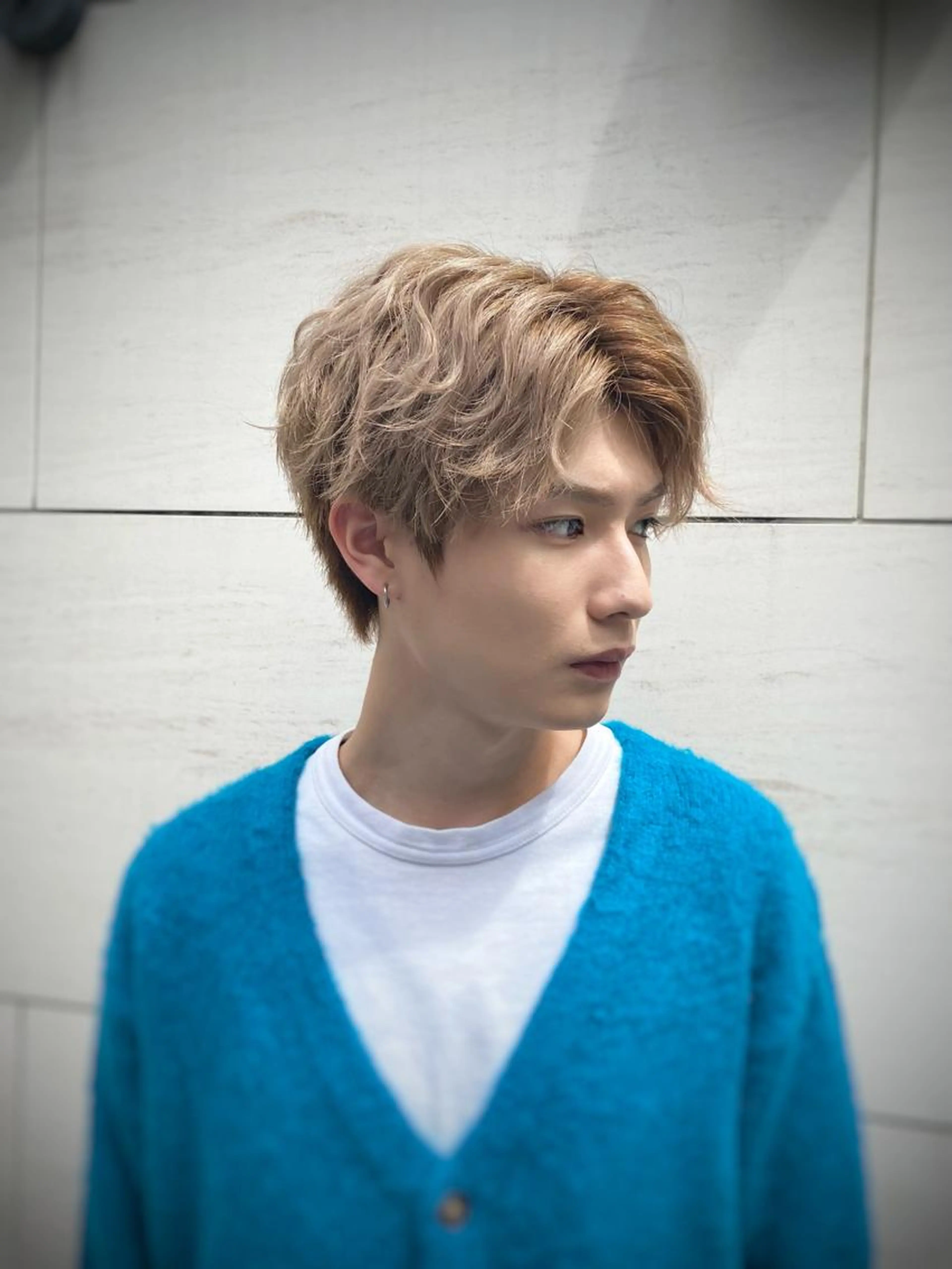 【当日限定✨️】カット+ダブルカラー(ブリーチカラー、ハイライトなど)👱♂️の写真